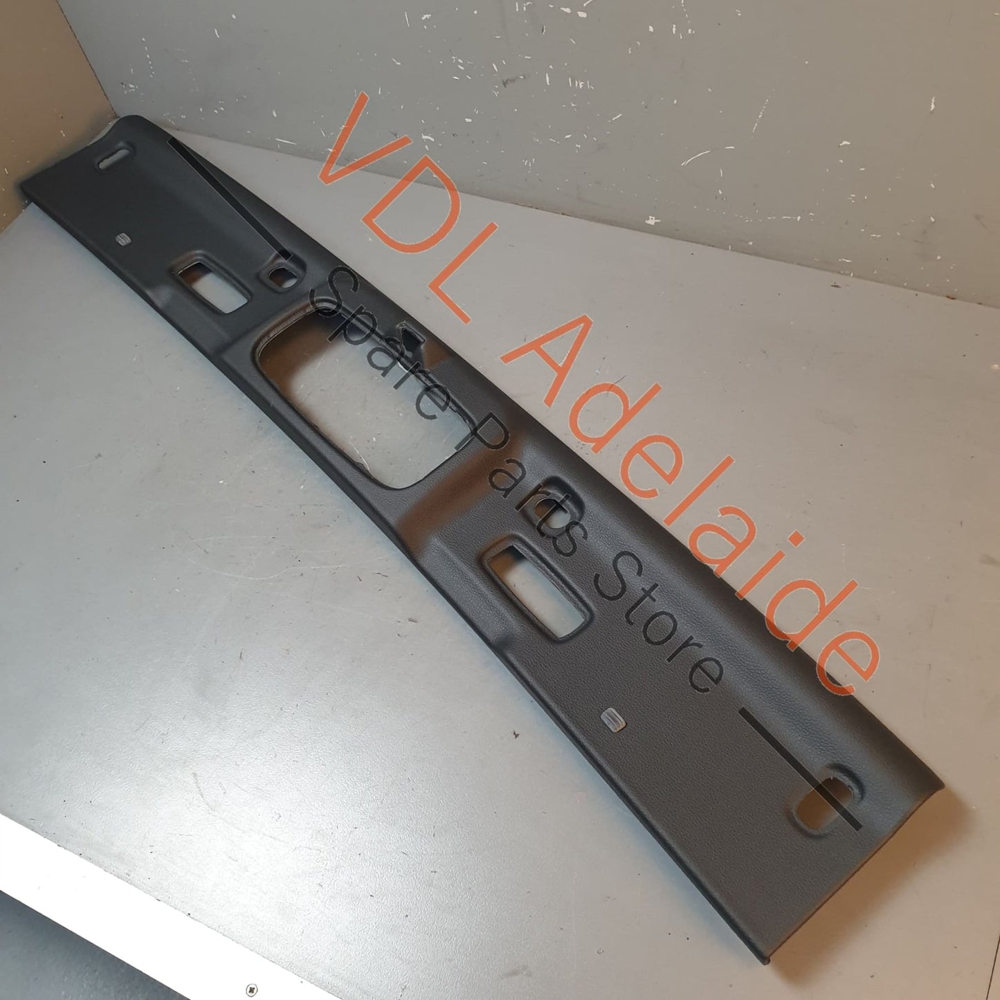 8V7867360E24A Audi A3 S3 Convertible Interior Front Overhead Roof Pillar Trim Left 8V7867360E 24A