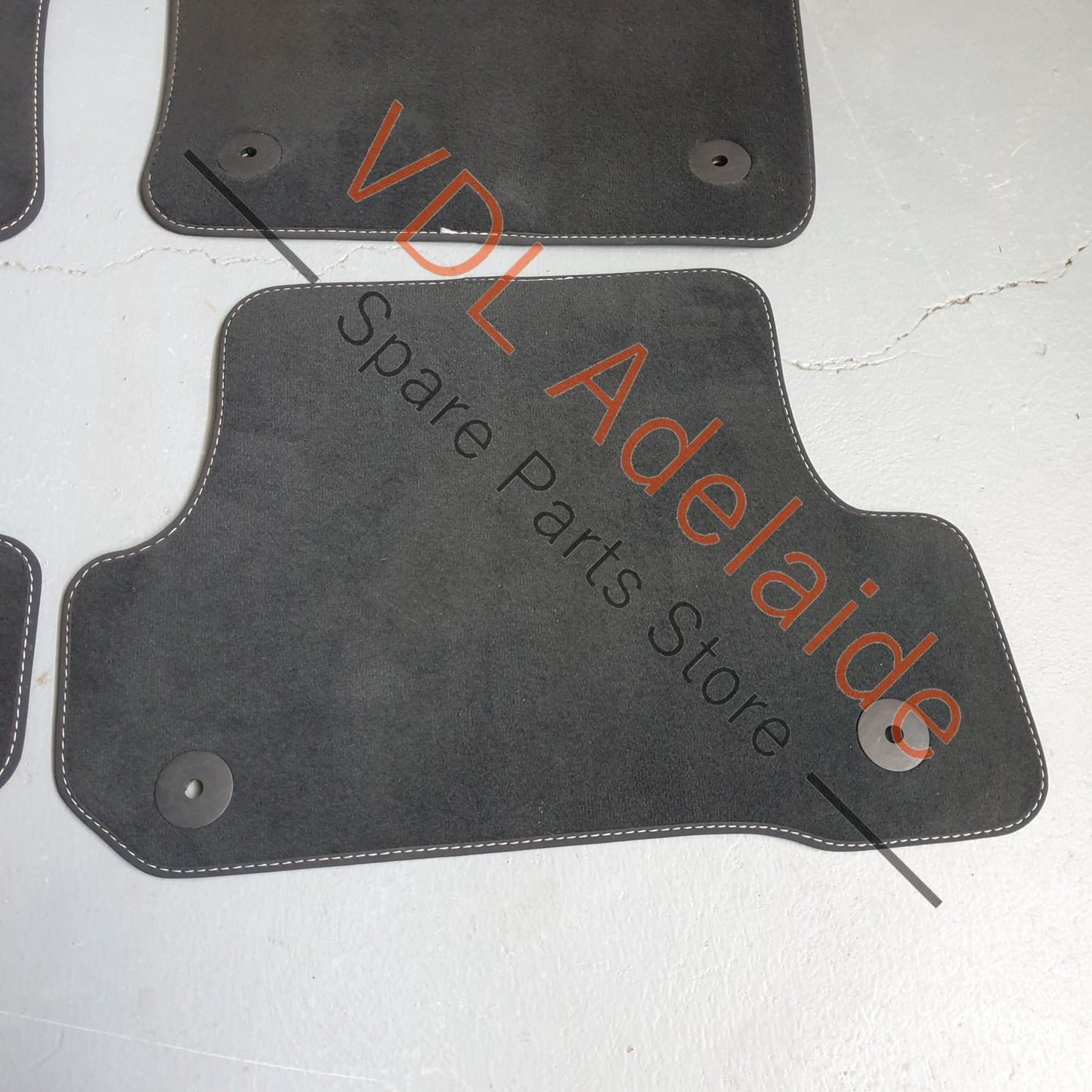 8V7864452A Genuine OEM Audi A3 S3 Interior Carpet Mat Set 8V7864452A Black with White Stitching