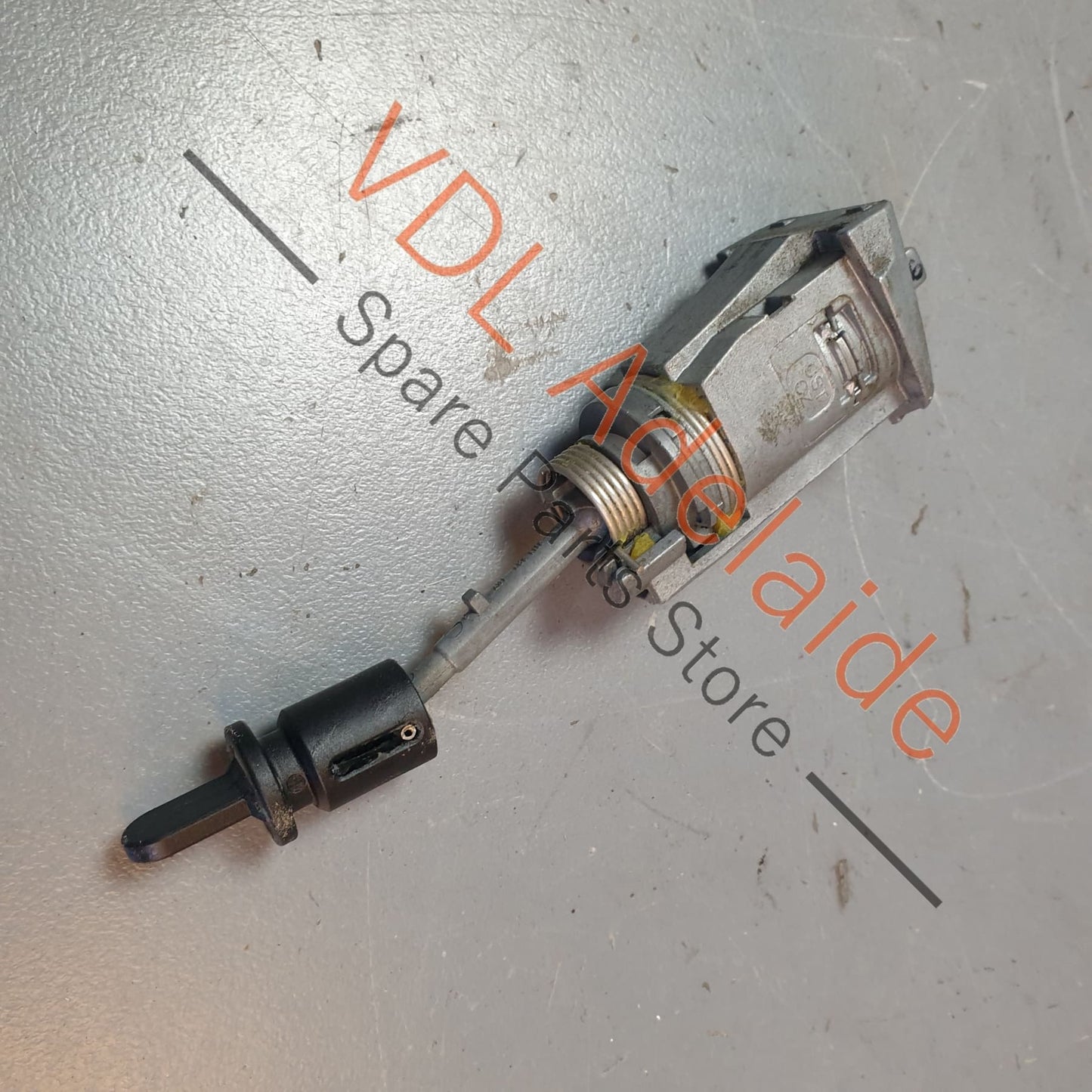 107837168CS Audi A3 S3 RS3 Exterior Door Lock with Matching Blade Key 107837168CS