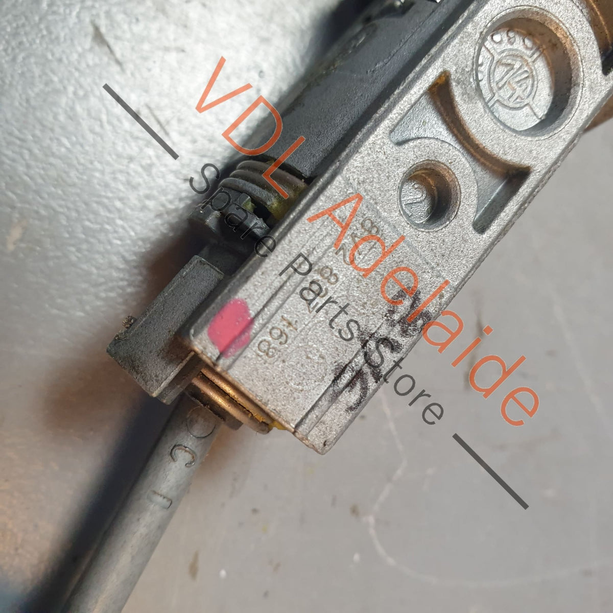 107837168CS Audi A3 S3 RS3 Exterior Door Lock with Matching Blade Key 107837168CS