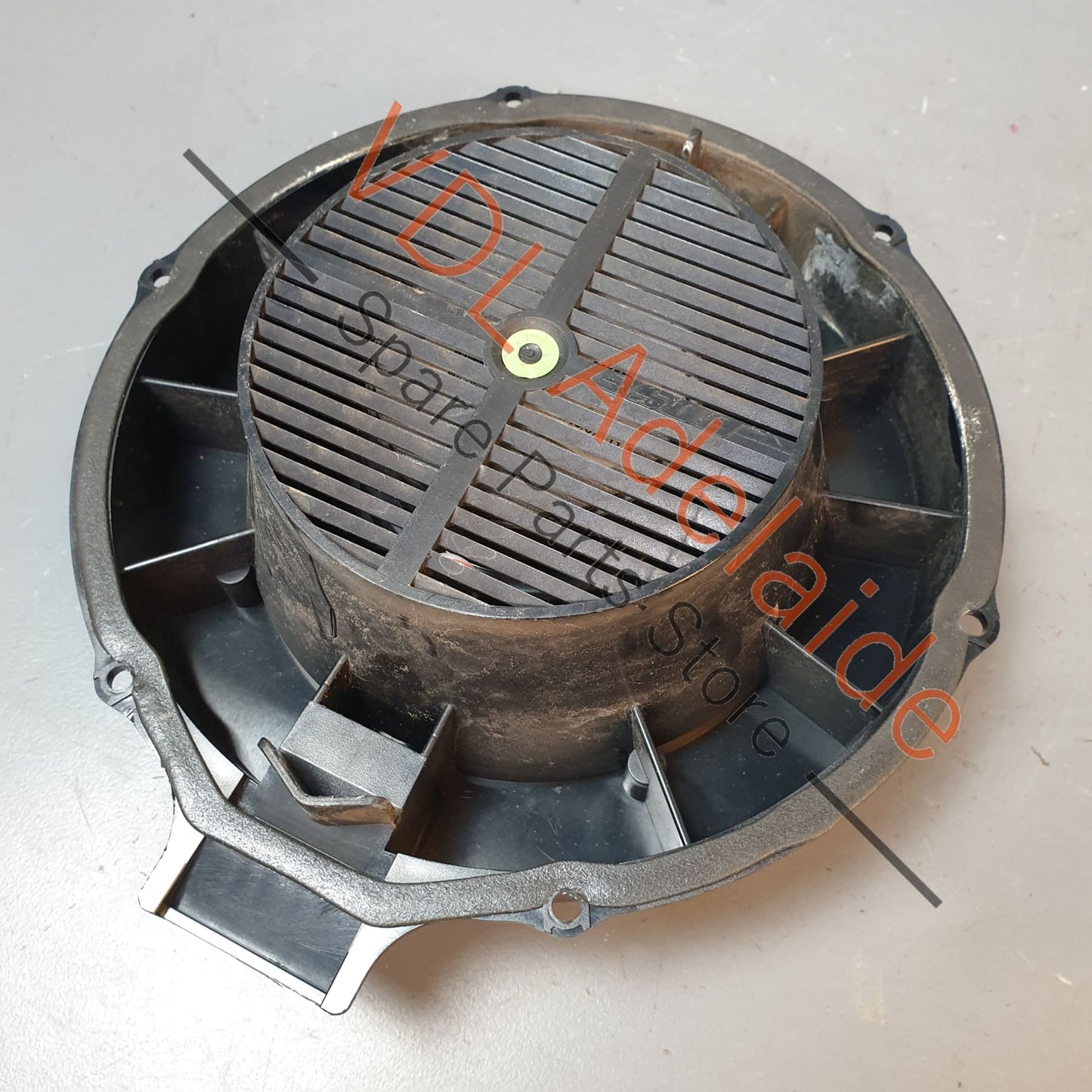 95564502400 7L5035397B Porsche Cayenne 9PA BOSE Rear Door Bass Speaker 95564502400 7L5035397B