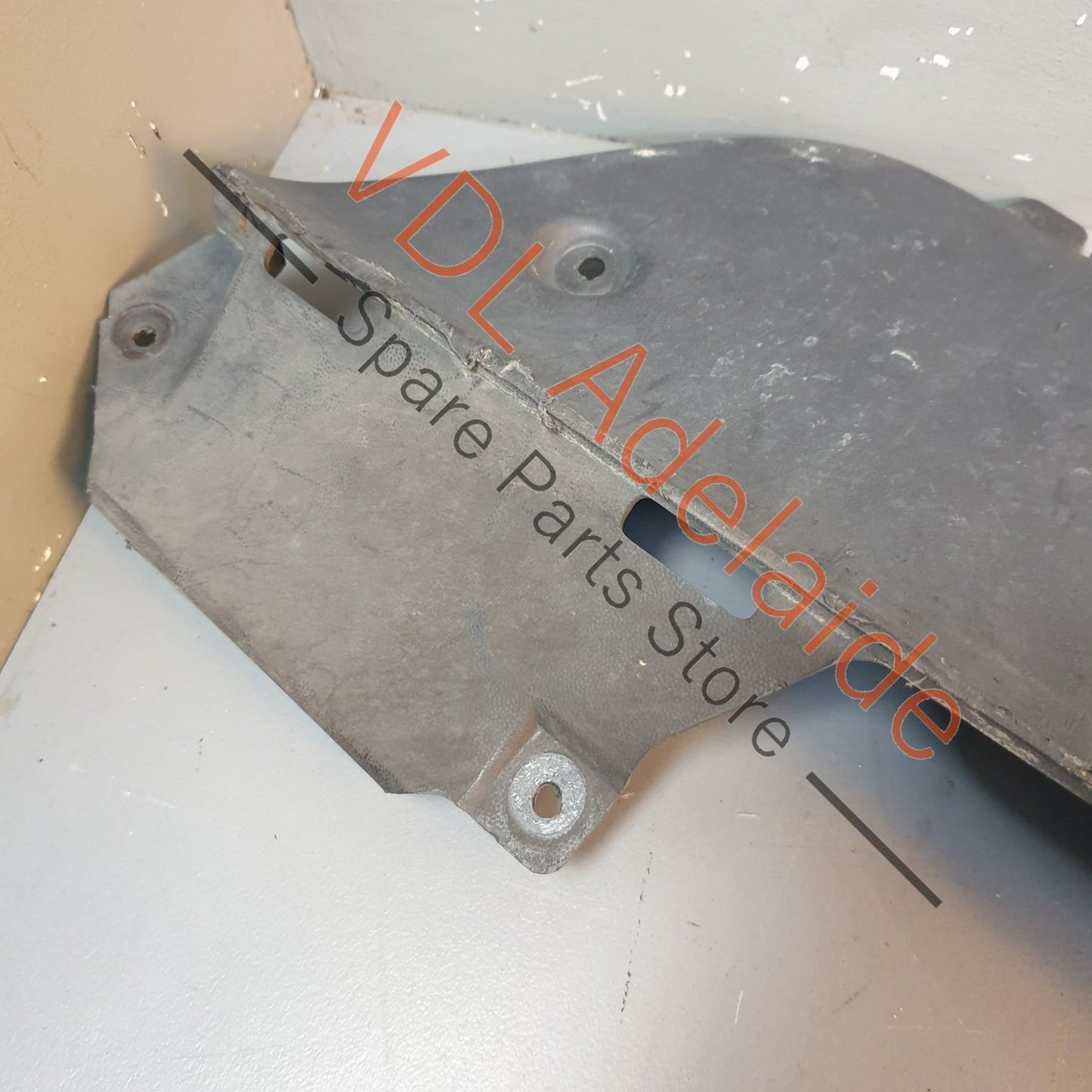 7L5805901 95550490100 Porsche Cayenne Turbo / GTS Front Bumper Lower Spoiler Trim 7L5805901 95550490100