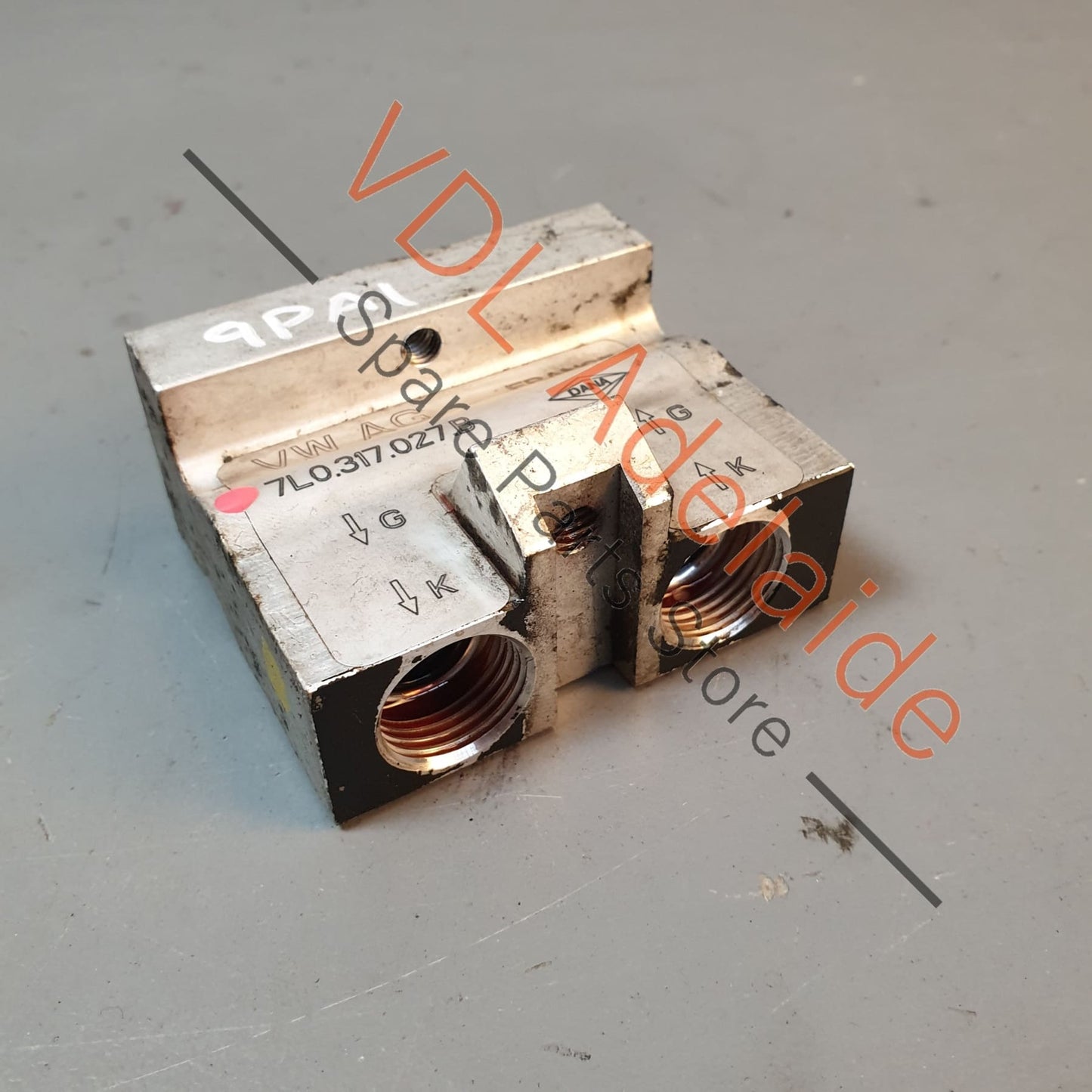 7L0317027 VW Audi Porsche Automatic Transmission Oil Cooler Thermostat Block Valve 7L0317027