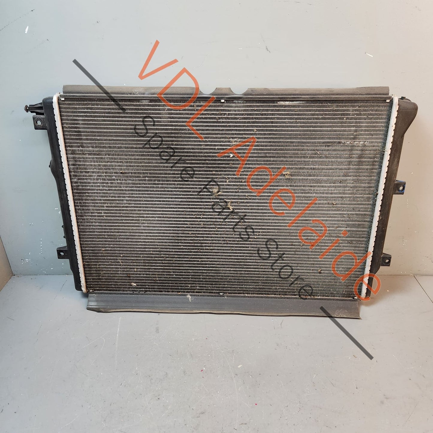 5N0121253P 5N0121253L VW Tiguan 5N0 2010-2017 Radiator 5N0121253P 5N0121253L