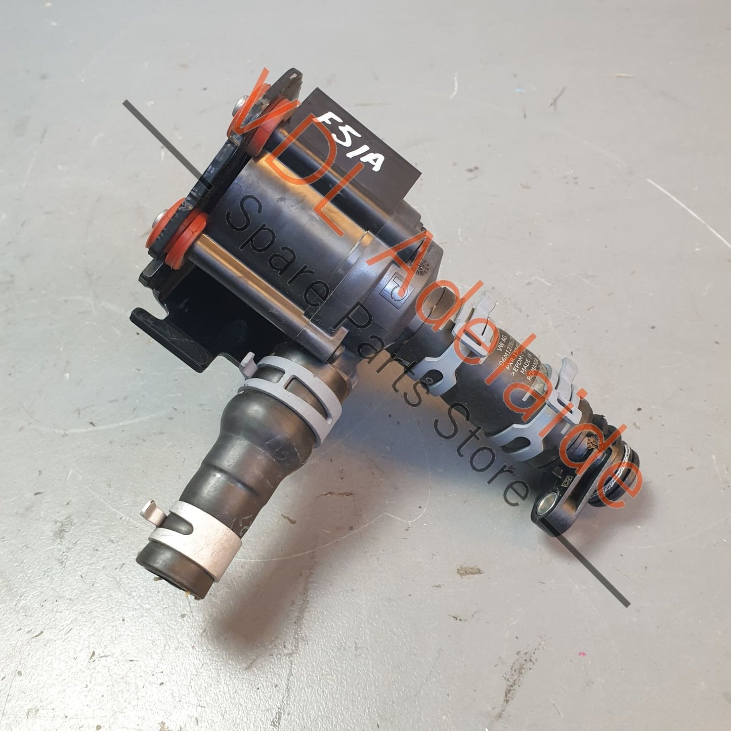 06H121601M VW Audi Additional Coolant Pump 06H121601M