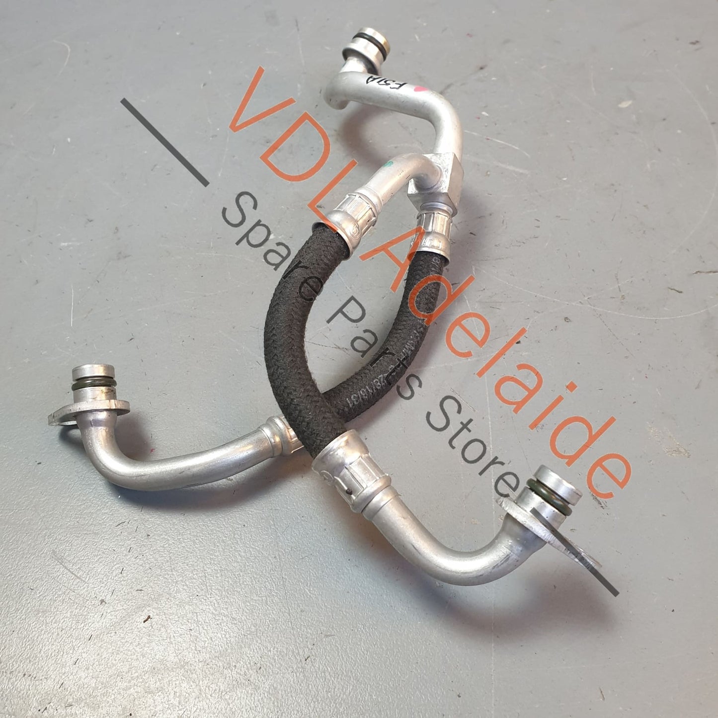 06M145140J 06M145140 Audi RS4 RS5 Bi Turbo Oil Feed Hose Pipe 06M145140J