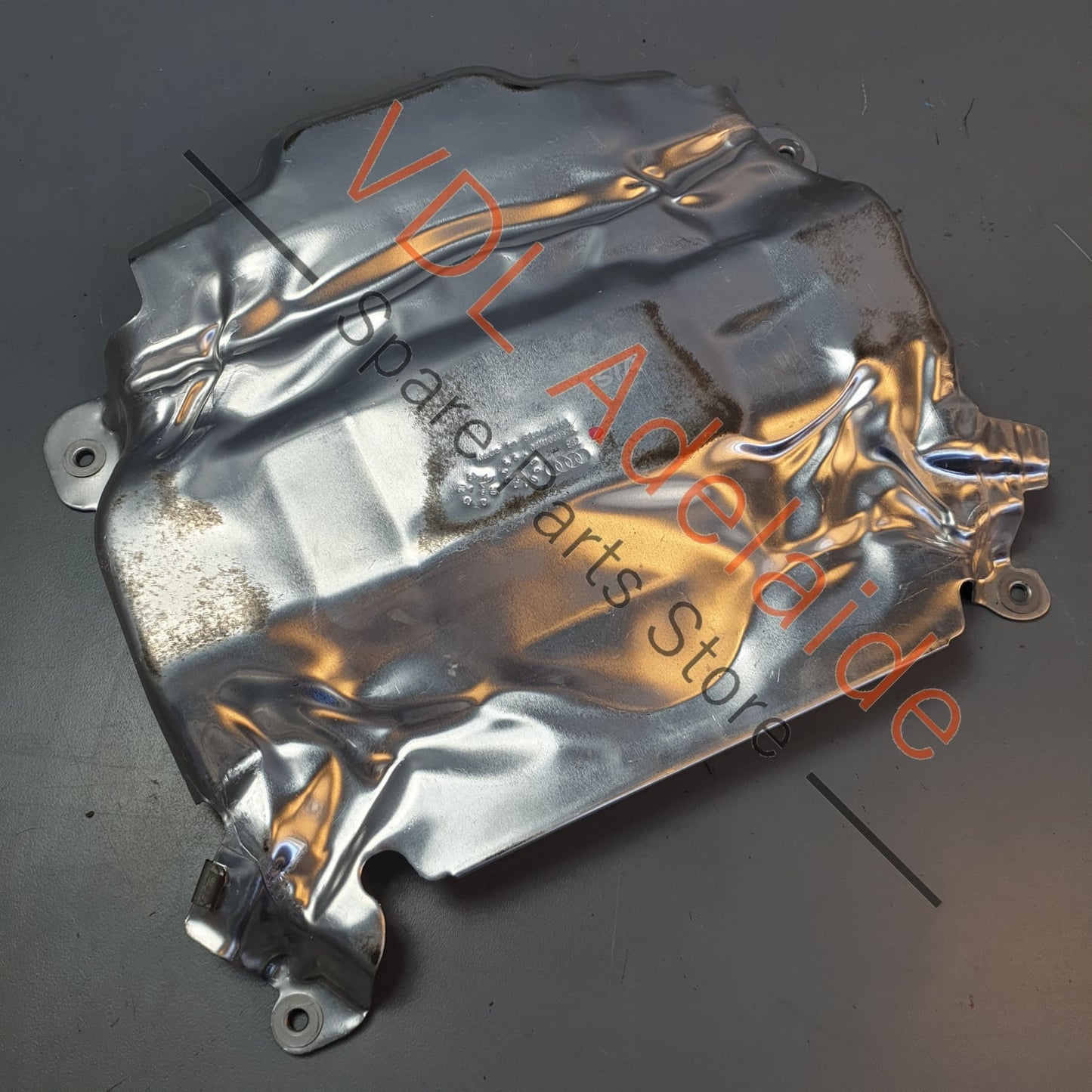 06M103097K Audi RS4 RS5 2.9L Engine Top Turbo Turbocharger Cover Heat Shield 06M103097K