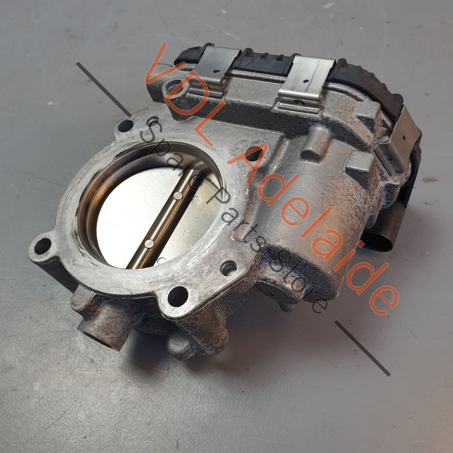 06M133062H 06M133062L Audi RS5 2.9L V6 Throttle Valve Flap Butterfly 06M133062H 06M133062L