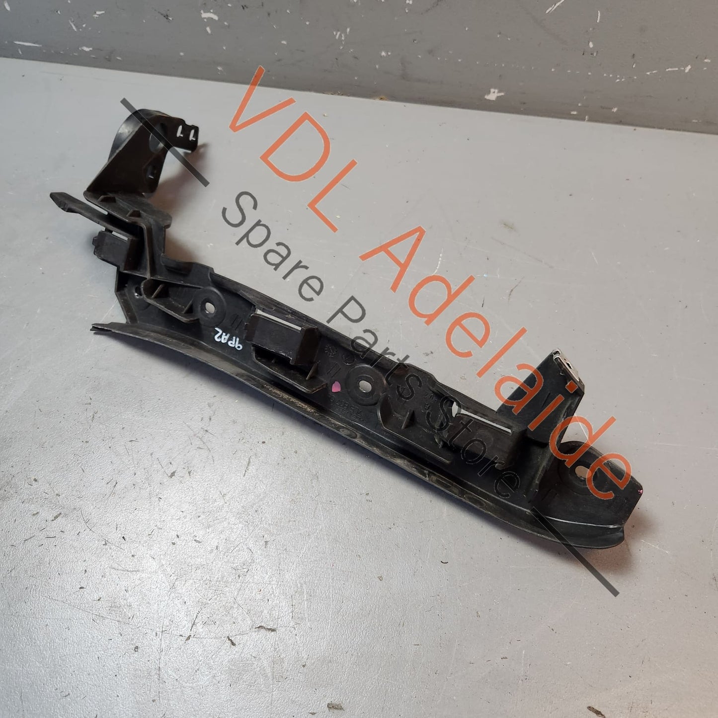 95550505010 7L5807049B OEM Porsche Cayenne 9PA 955 957 Front Right Bumper Guide Rail bracket 95550505010 7L5807050B