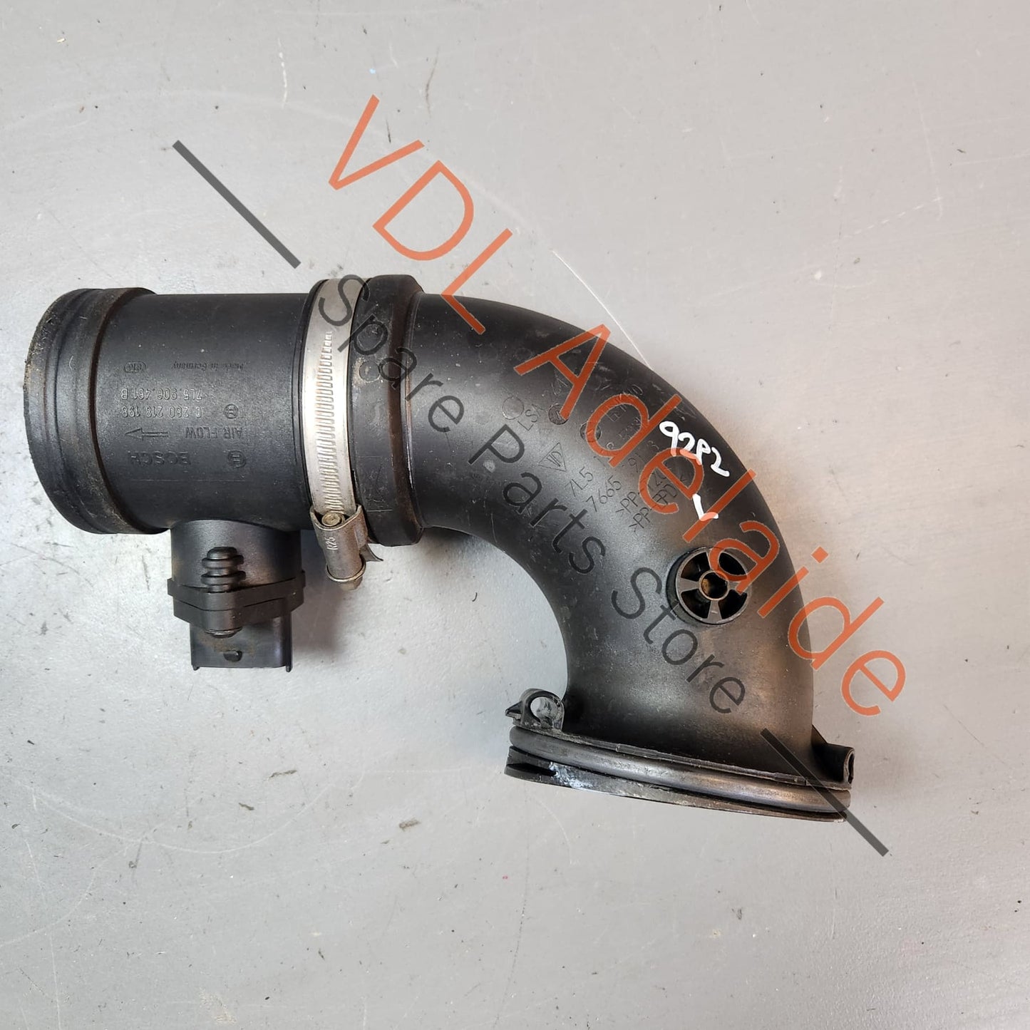 955 606 123 40 955 110 533 20 7L5906461B Porsche Cayenne Air Mass Meter MAF Bosch 95560612340 7L5906461B 0280218198