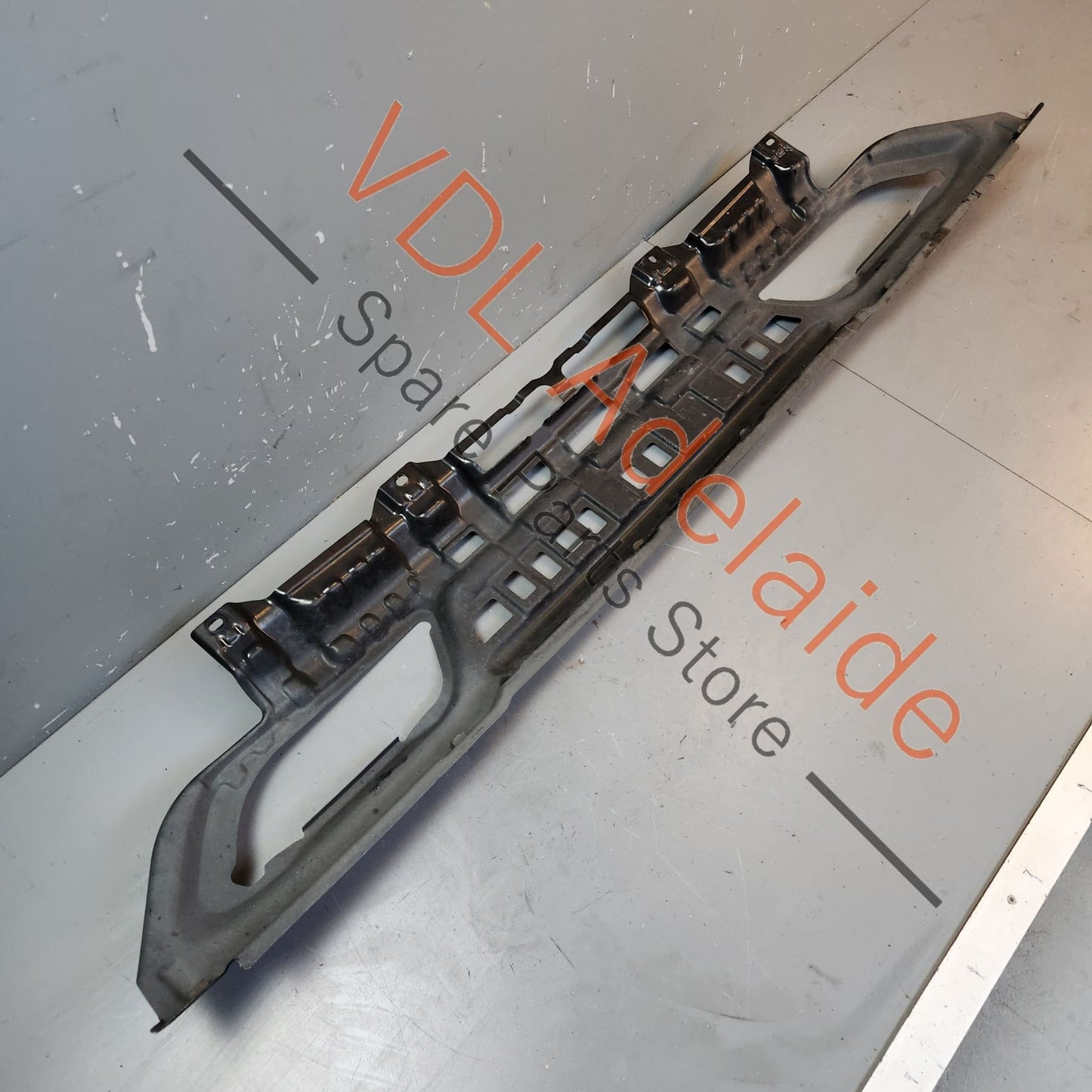 95550558703 7L5807857F Porsche Cayenne 9PA S GTS Turbo Rear Bumper Inner Mounting Bracket Frame 95550558703 7L5807857F