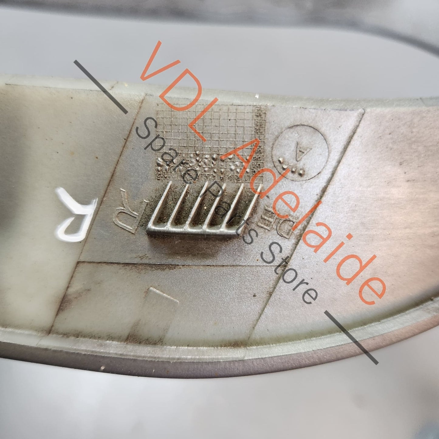 7L5807838, 95550583800, 95550583800U90, , Porsche Cayenne 9PA GTS Rear Bumper Exhaust Oval Trim RHS 95550583800 U90 7L5807838