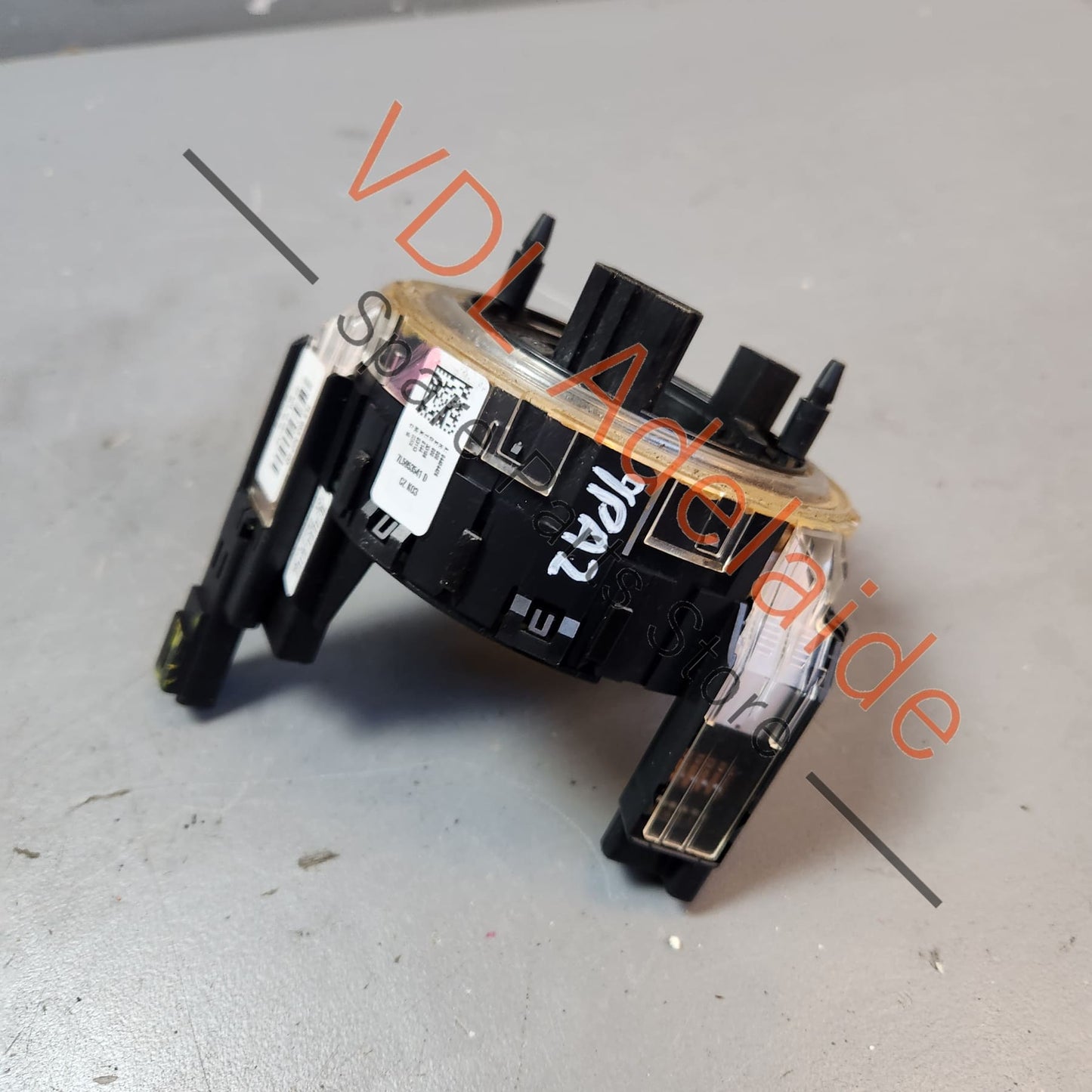 7L5953541D 95565221111 95565221112 Porsche Cayenne 9PA 955 957 Slip Ring Steering Squib Clockspring 7L5953541D 95565221111 95565221112