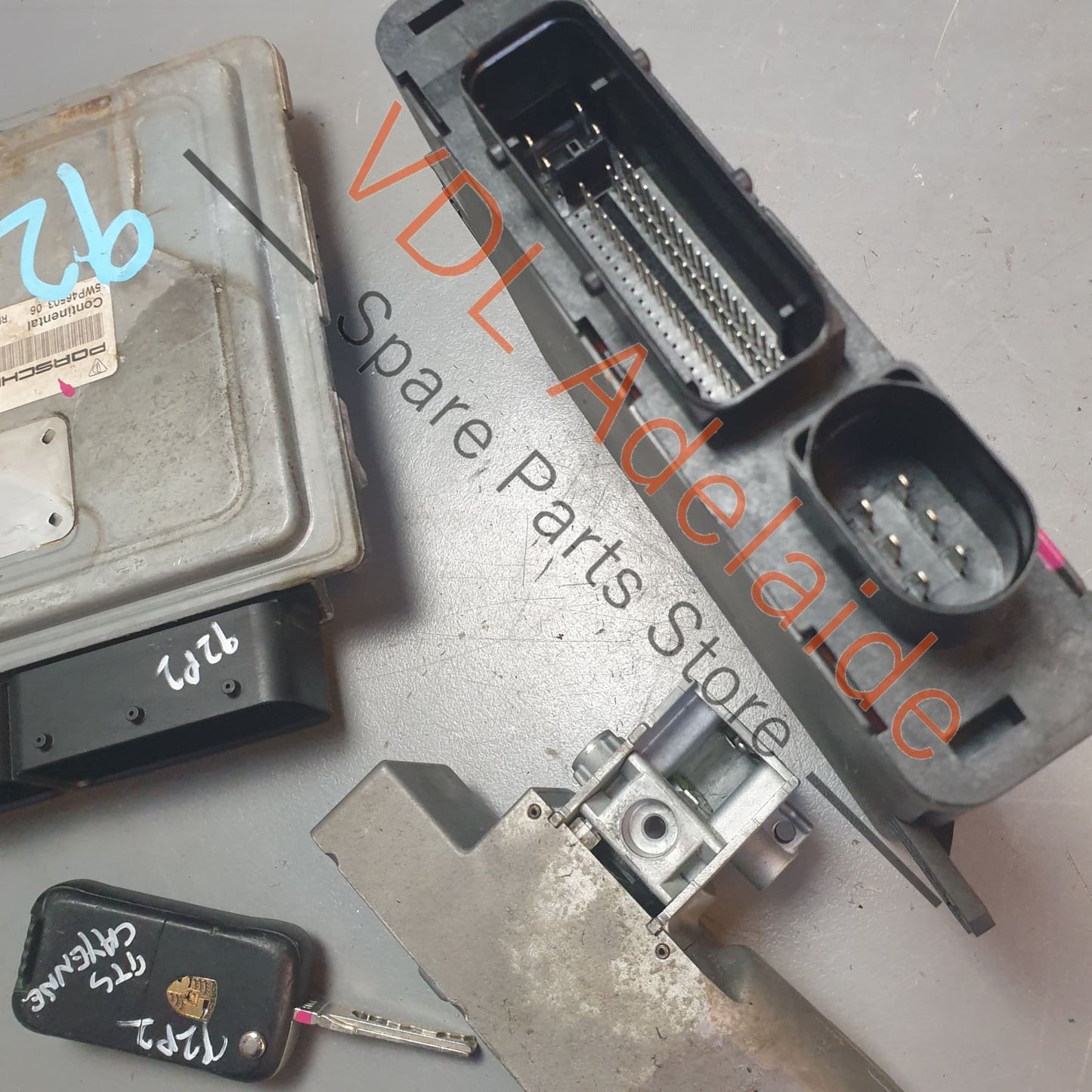 95561860403, 9556379452801C, 3D0909139D, , Porsche Cayenne 4.8L GTS 9PA 955 957 DME EIS System Set with Key & Steering Lock