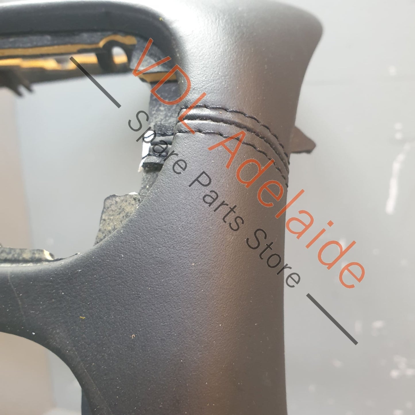 95555208701A11, 7L5858085, , , Porsche Cayenne 9PA 955 957 GTS Leather Centre Console Dashboard Trim Middle 95555208701