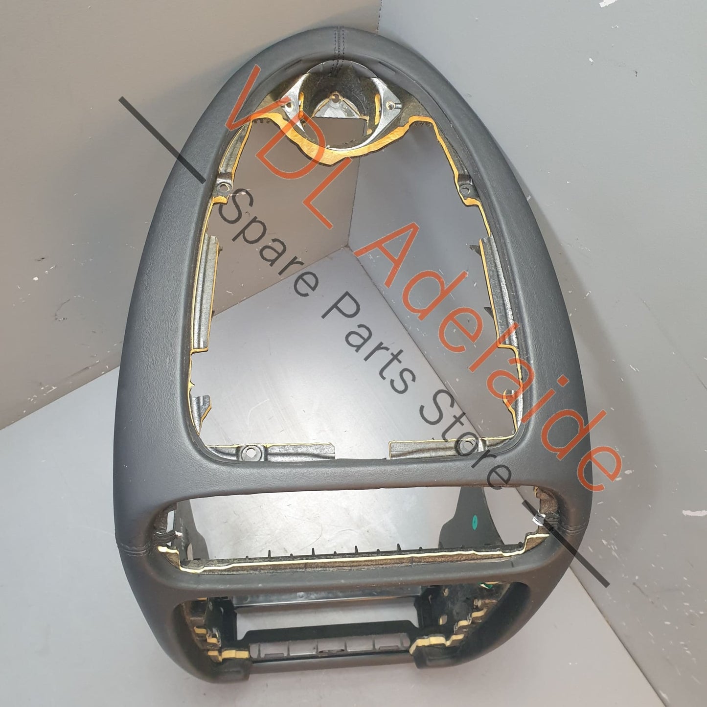 95555208701A11, 7L5858085, , , Porsche Cayenne 9PA 955 957 GTS Leather Centre Console Dashboard Trim Middle 95555208701