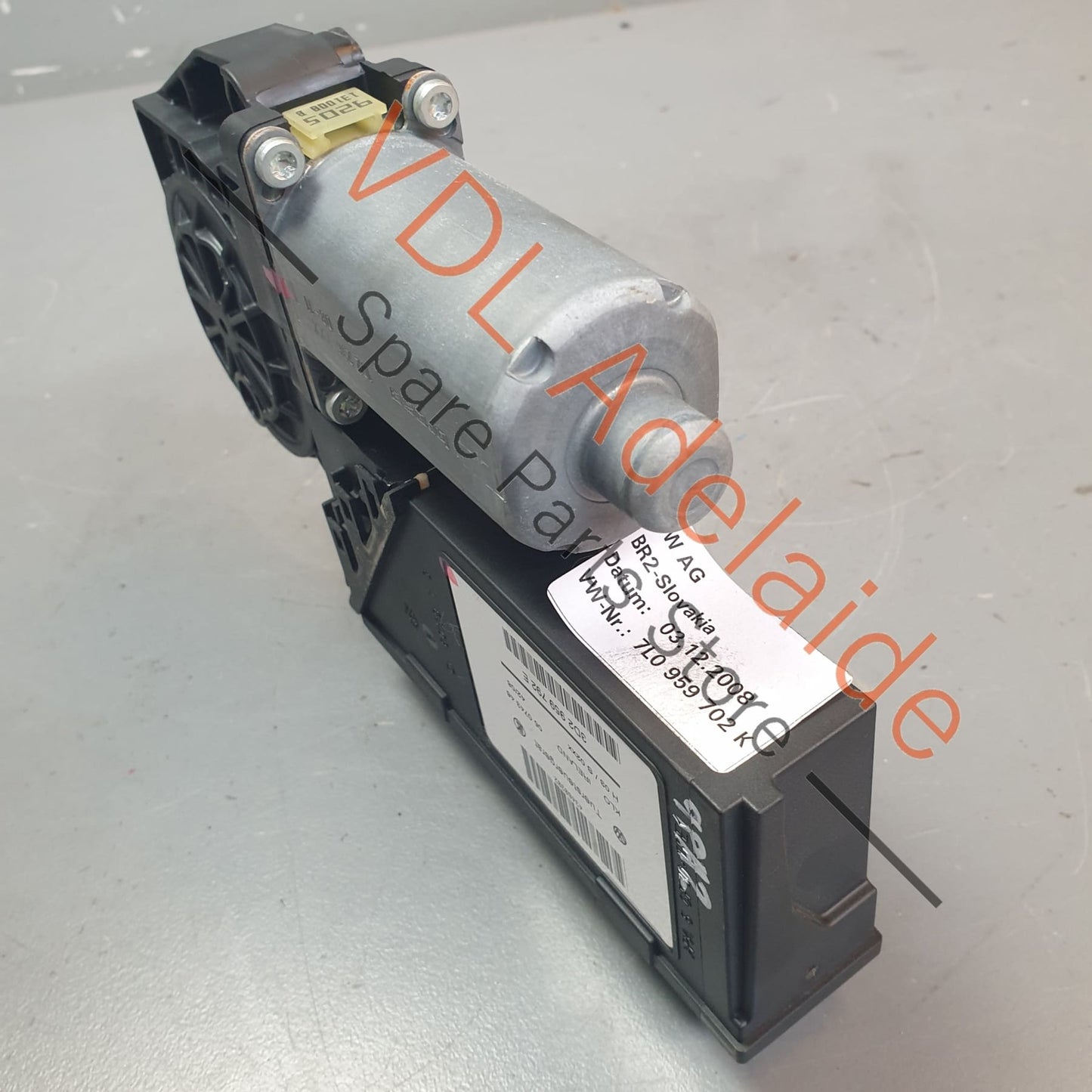 3D2959792E 7L0959702L 95562470203 Porsche Cayenne 9PA VW Touareg Front Left Window Motor 95562470203 7L0959702L 3D2959792E