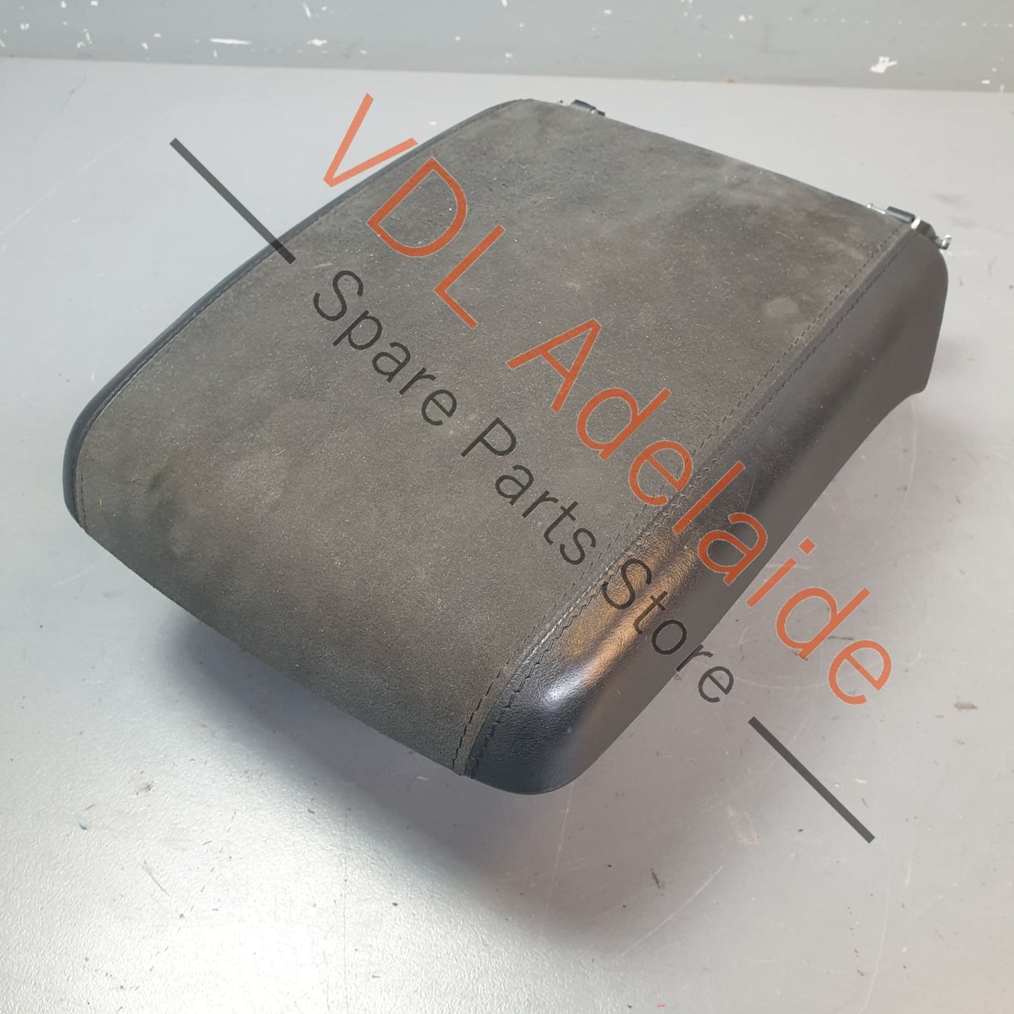955 553 311 00 5E6 Porsche Cayenne GTS 9PA Arm Rest Armrest Alcantara Genuine OEM