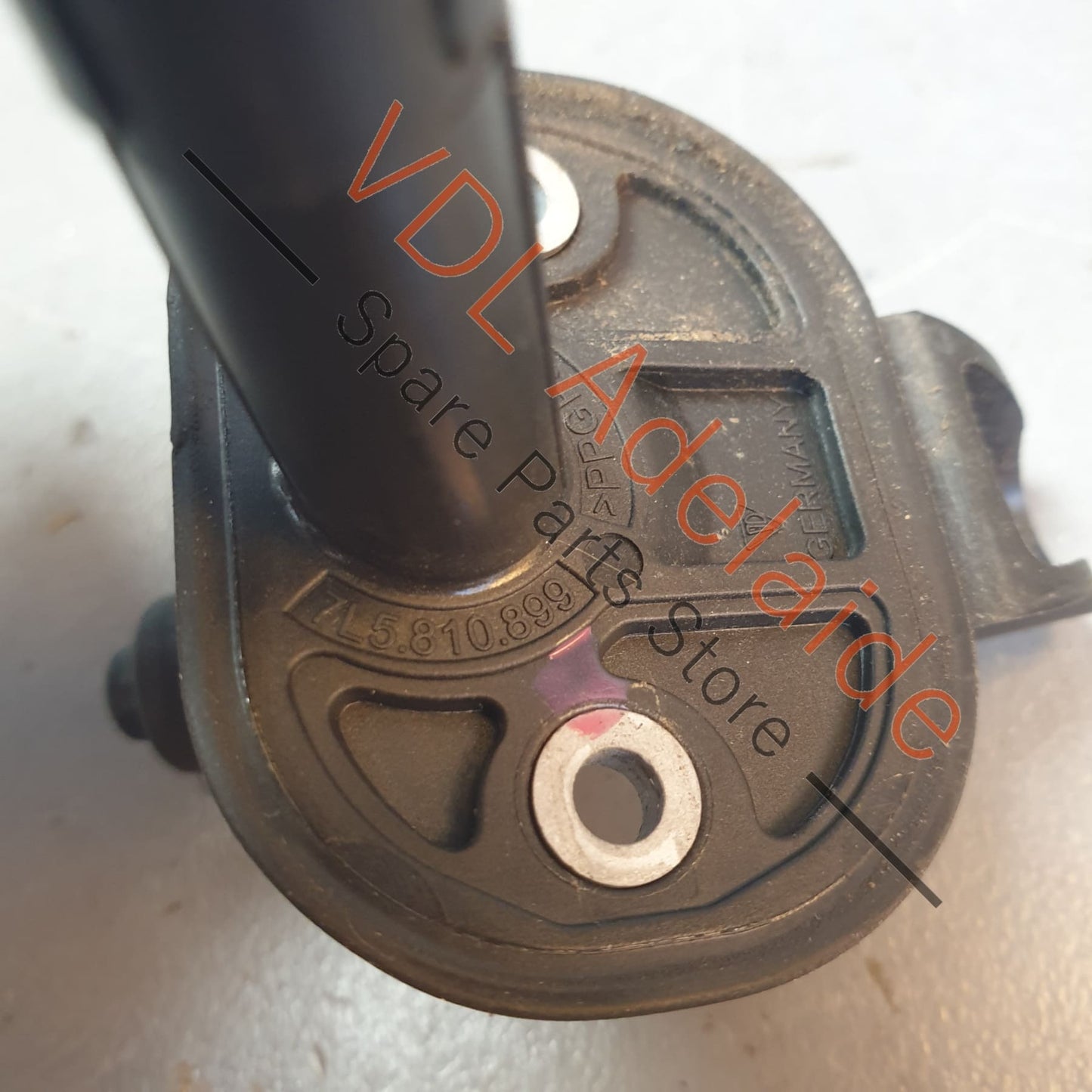 7L5810899 Porsche Cayenne 9PA Fuel Door Release Actuator 7L5810899