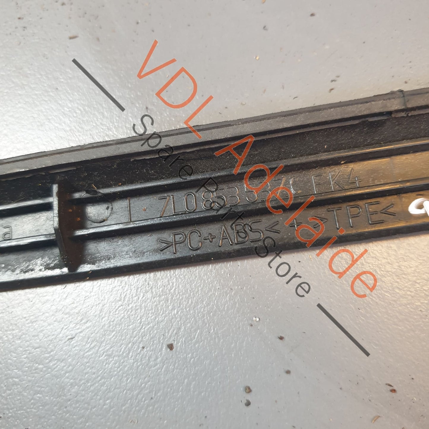 7l0853537, 9555593030201C, , , VW Touareg Porsche Cayenne Plastic Door Opening Entry Sill Trim Strip Front Left 7l0853537 95555930302 01C