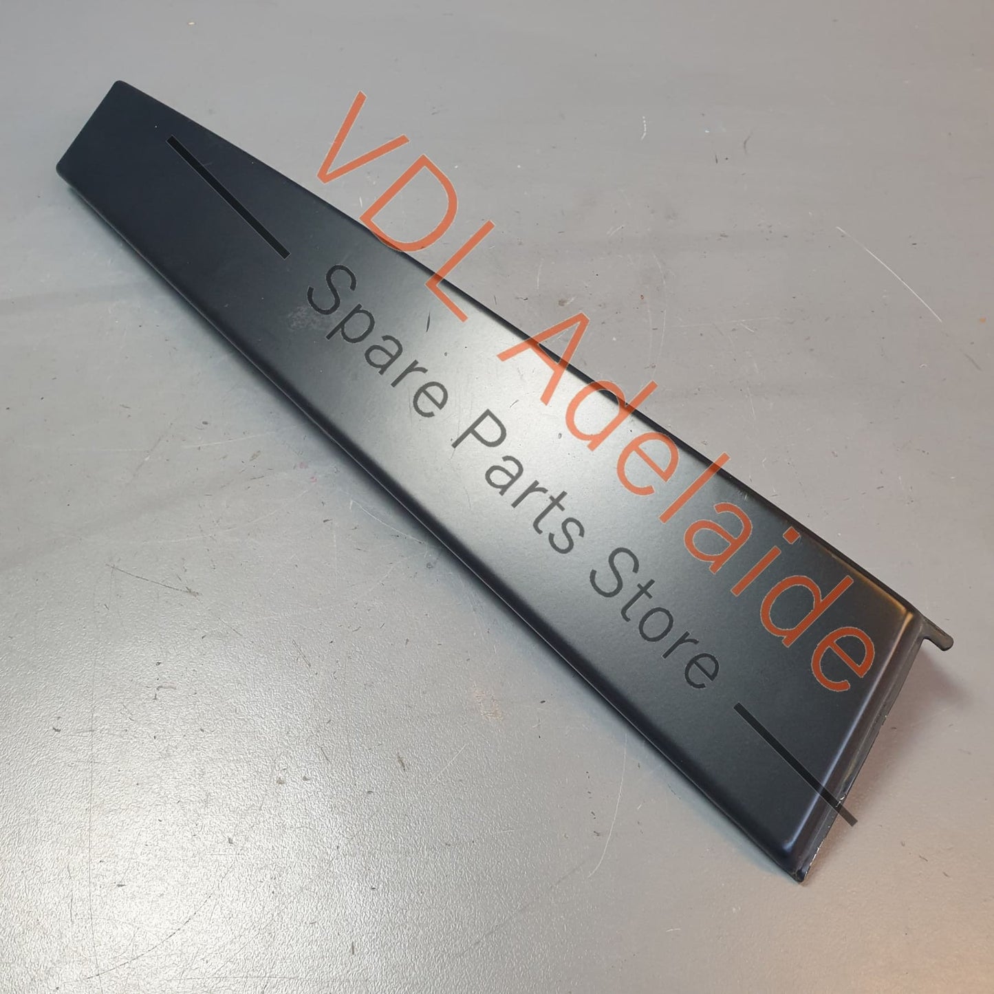 95554338200XX2, , , , Porsche Cayenne 9PA Rear Right C Pillar Back Window Trim Rear Quarter 95554338200 XX2