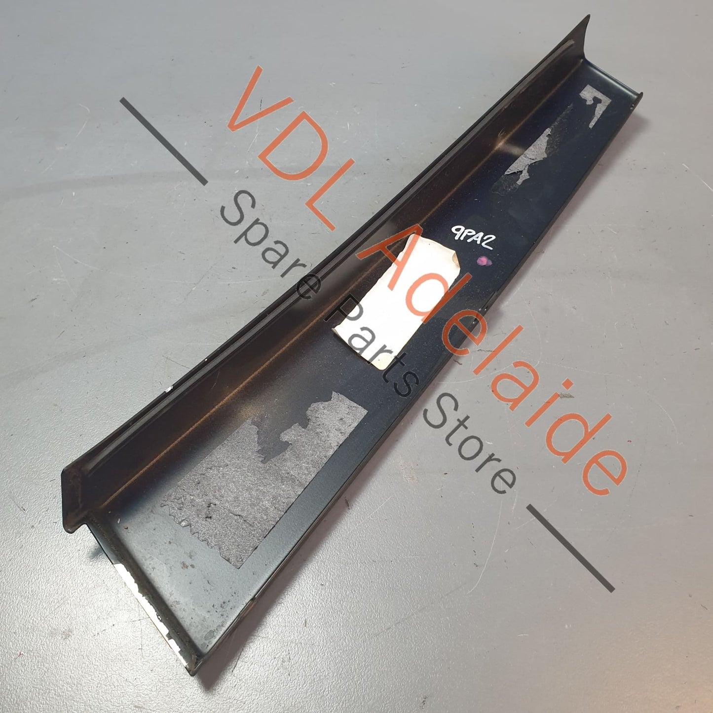 95554338200XX2, , , , Porsche Cayenne 9PA Rear Right C Pillar Back Window Trim Rear Quarter 95554338200 XX2