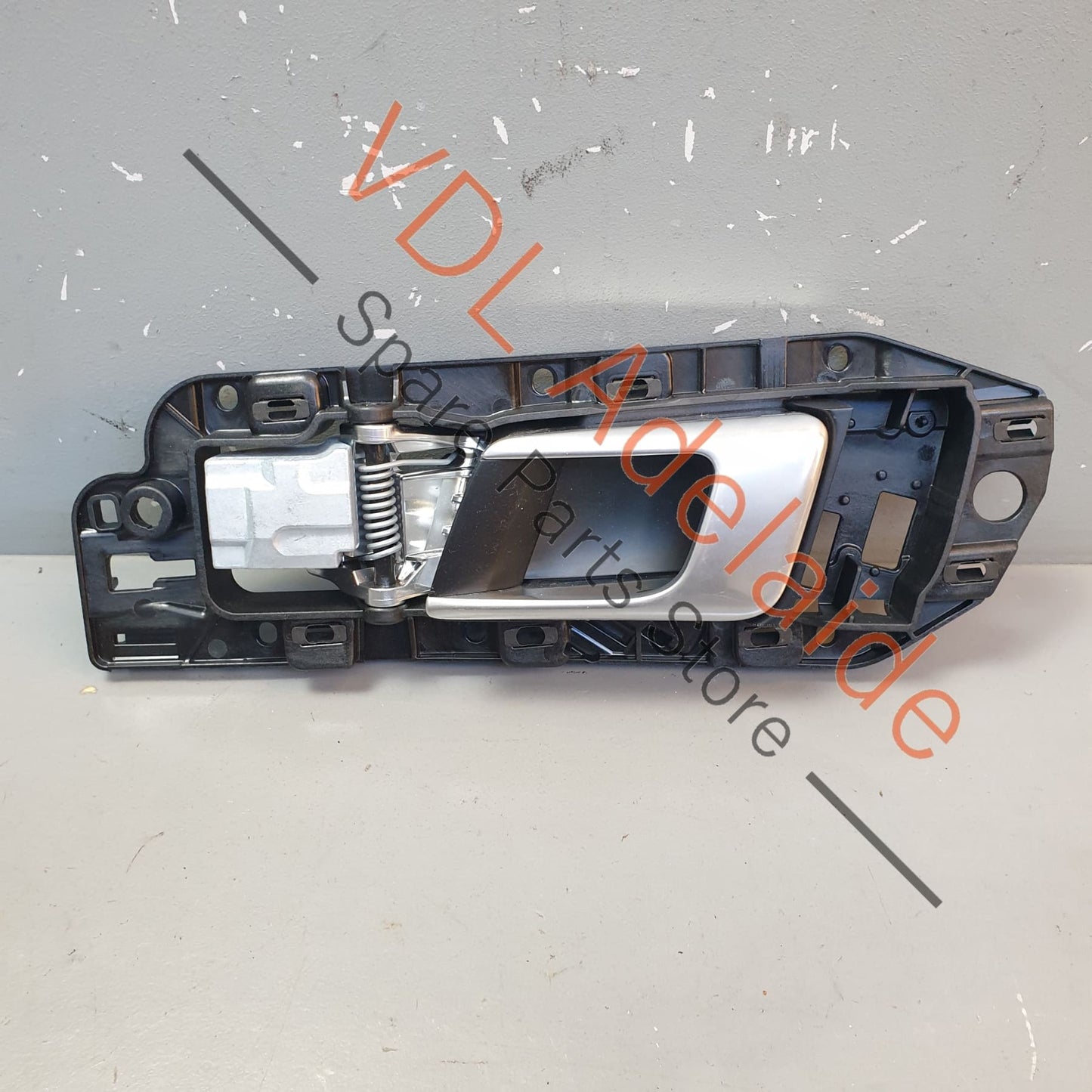 9Y0837019A 9Y0837019CZO Porsche Cayenne E3 9YA 9YB Left Door Opening Handle Interior Silver Chrome Aluminium 9Y0837019 CZO