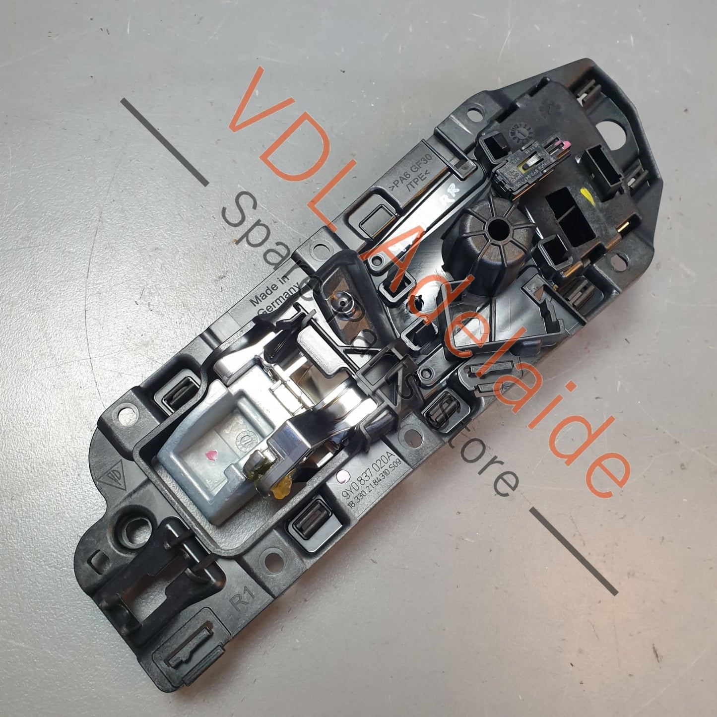 9Y0837020A 9Y0837020CZO Porsche Cayenne E3 9YA 9YB Right Door Opening Handle Interior Silver Chrome Aluminium 9Y0837020 CZO