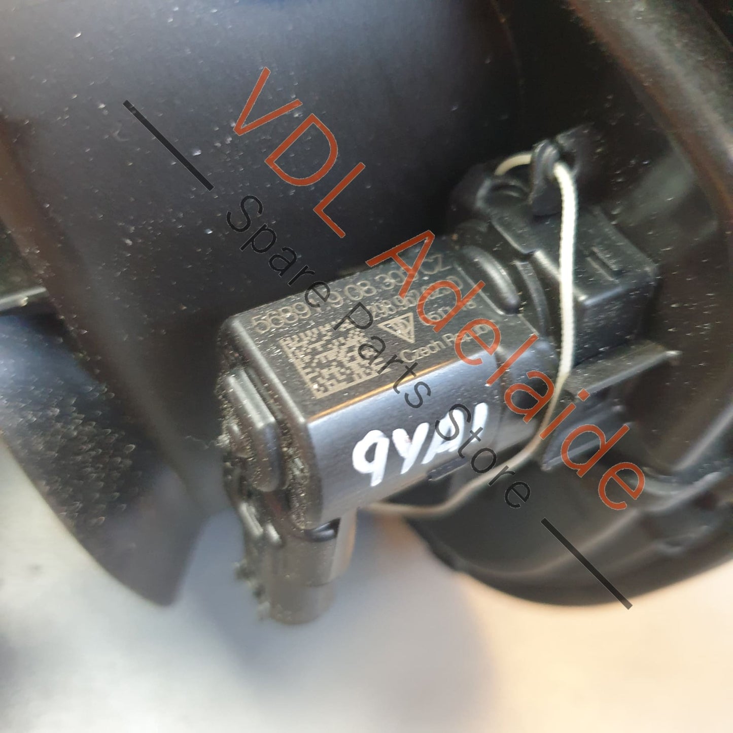 9Y0809857 9Y0809906 Porsche Cayenne E3 Fuel Filler Flap Door 9Y0809857 9Y0809906 Biscay Blue