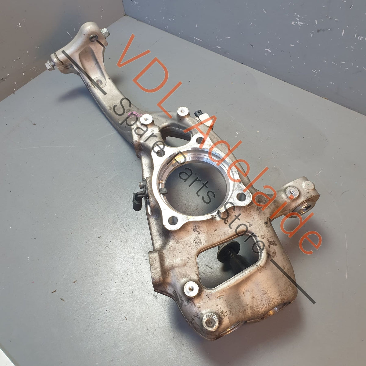 958407254 9Y0407246 9Y0407254A Porsche Cayenne E3 Front Right Suspension Wheel Bearing Carrier Hub Knuckle 958407254 9Y0407246 9Y0407254A
