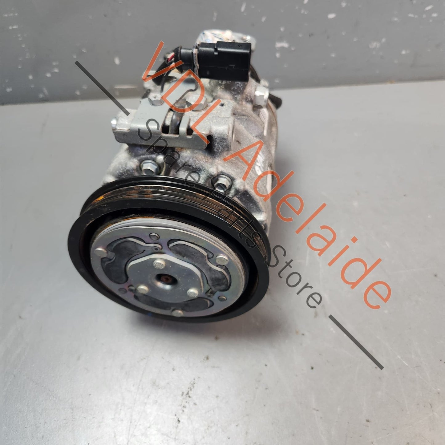 PAB82080310 7SAS17C 4M0820803F Genuine Porsche Cayenne E3 9YA 9YB DENSO Air Conditioning Compressor PAB82080310 4M0820803F 7SAS17C