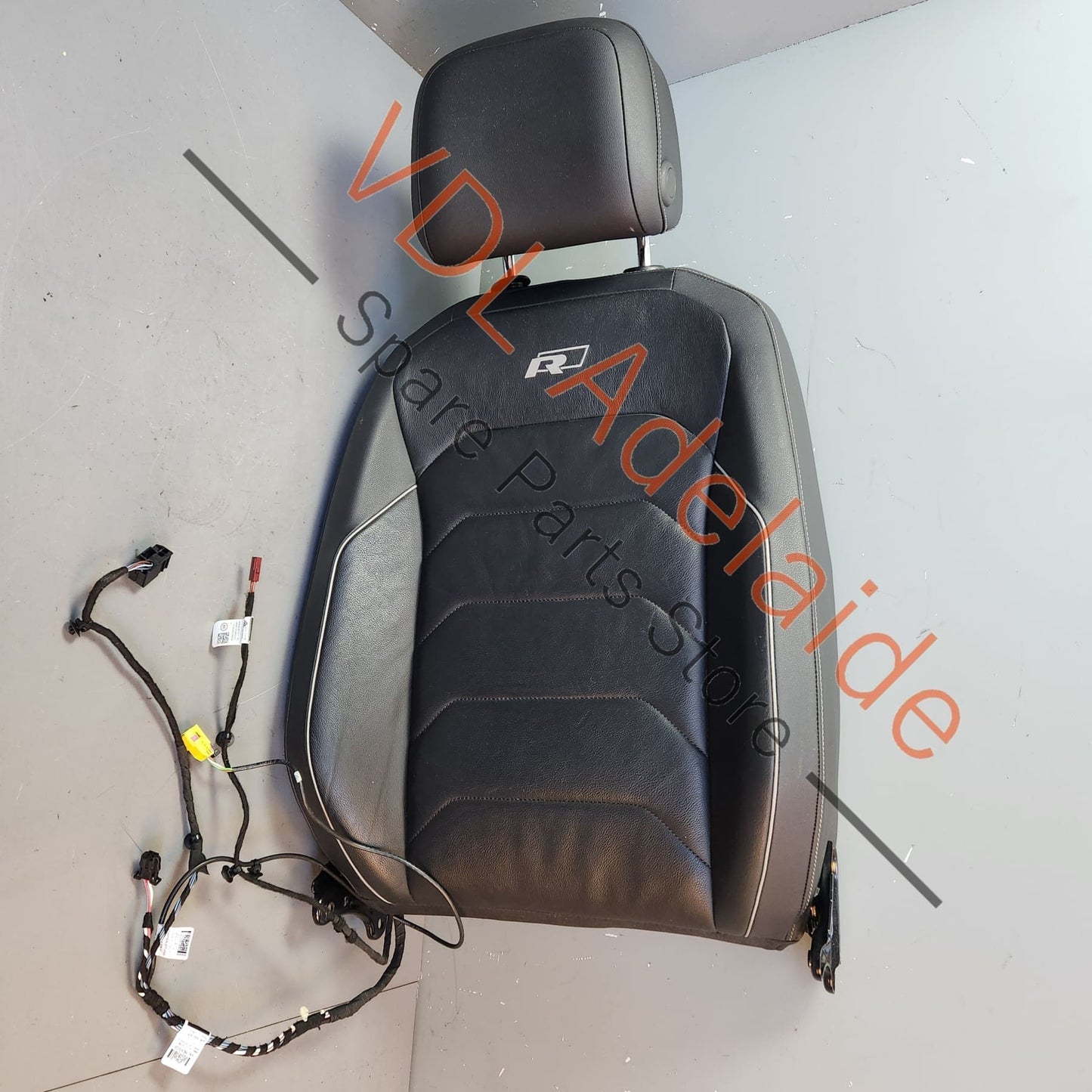 5NN880242D Volkswagen Tiguan 5NA R Line Front Right Seat Airbag Kit 5NN880242D