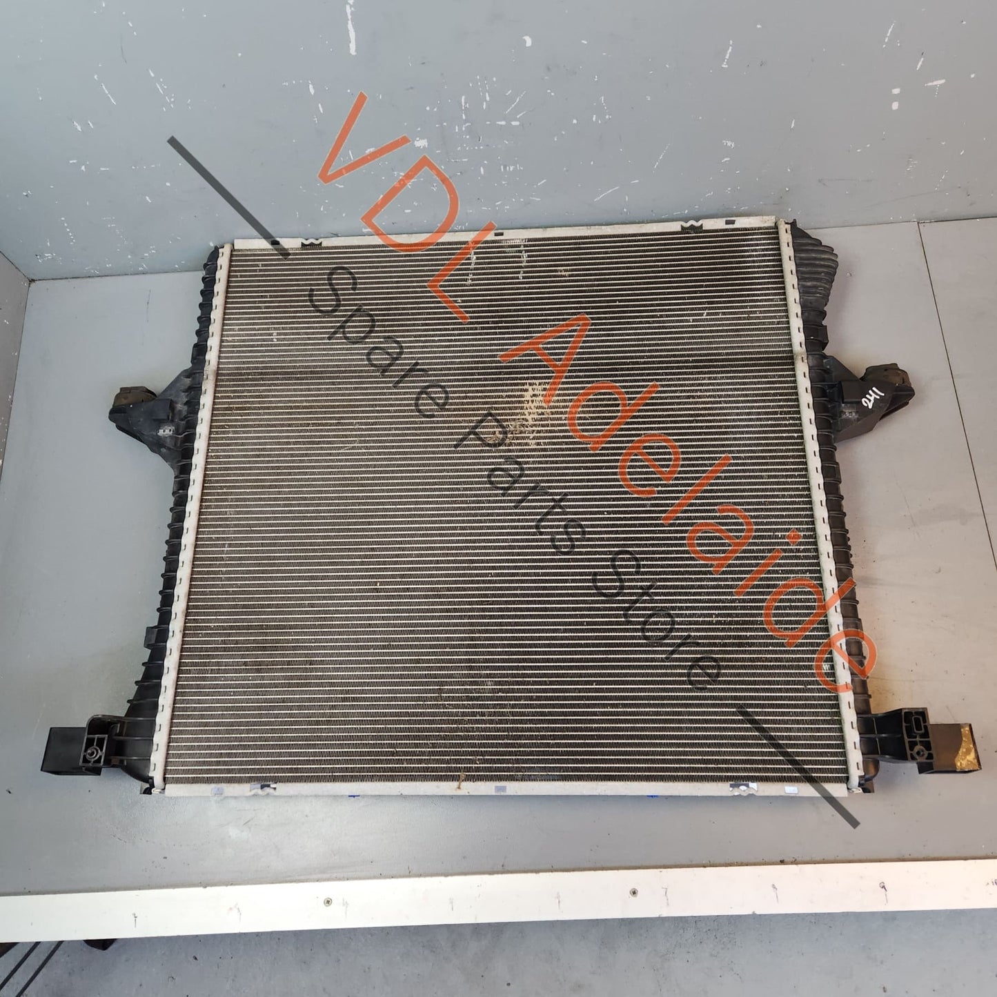 2H0121253A VW Amarok Radiator Cooler for Coolant 2H0121253A