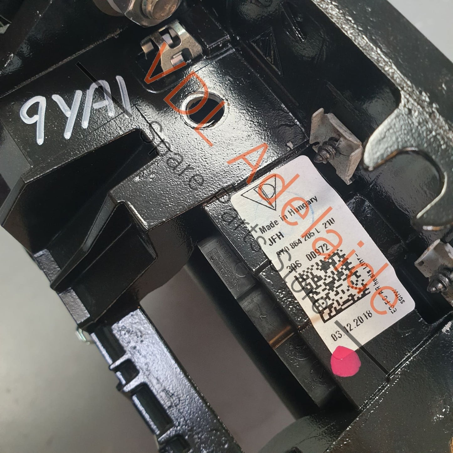 9Y0864205L21U Porsche Cayenne E3 9Y Centre Console Arm Rest Armrest Smooth Leather 9Y0864205L 21U