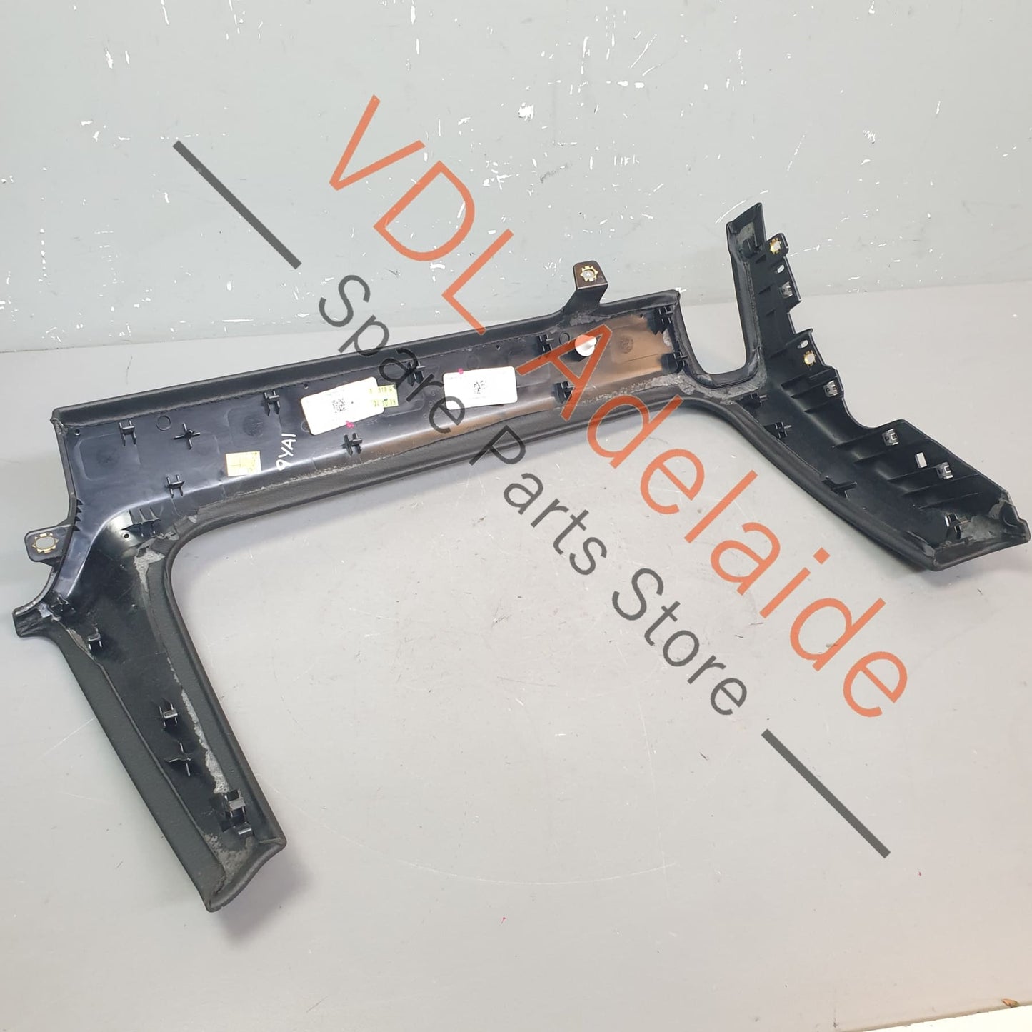 9Y2858033DK4 Porsche Cayenne E3 9Y Passenger Side Lower Glovebox Dashboard Trim Leather for RHD
