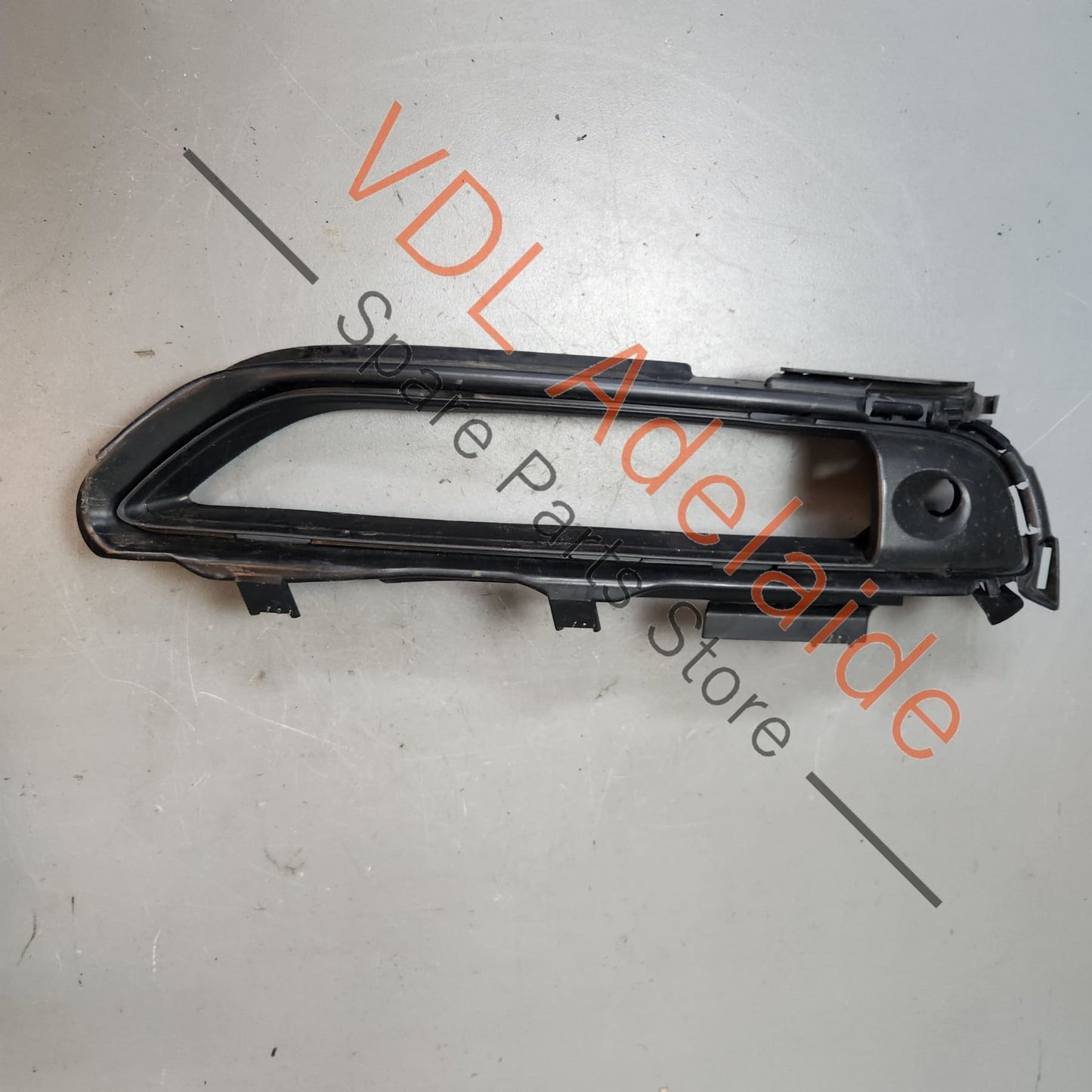 9Y0807676 9Y0807130 Porsche Cayenne E3 9Y Front Bumper Right Lower Grille Trim 9Y0807676 OK1