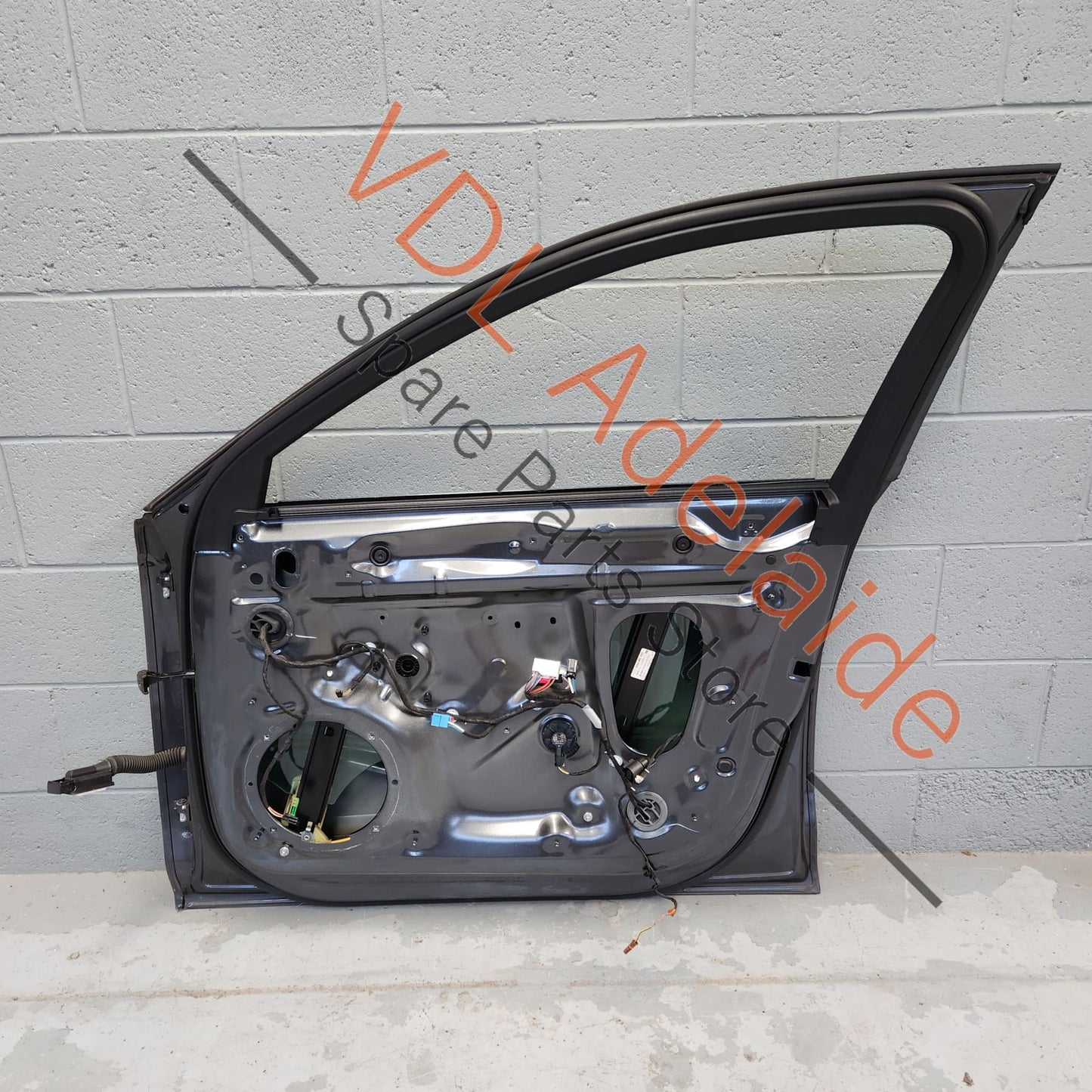 8W0831052 Audi S4 B9 Front Right Door Shell Panel 8W0831052 8W0831052D 6Y6Y Daytona Gray Pearl