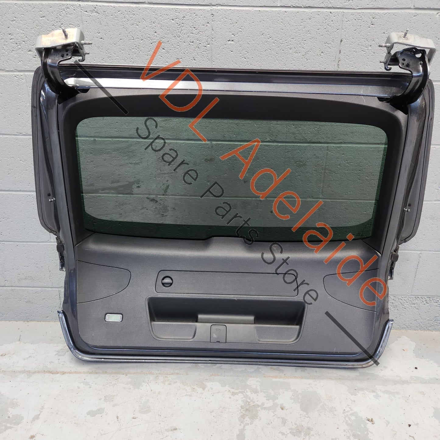8W9827025B 8W9827025D Audi S4 B9 Boot Hatch Trunk Panel 6Y6Y Daytona Gray Pearl 8W9827025B 8W9827025D
