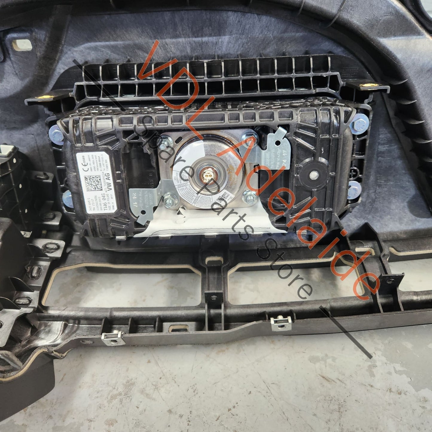 8W2857001H24A, 8W0880204D, , , Audi A4 S4 RS4 B9 Dashboard & Passenger Airbag Kit