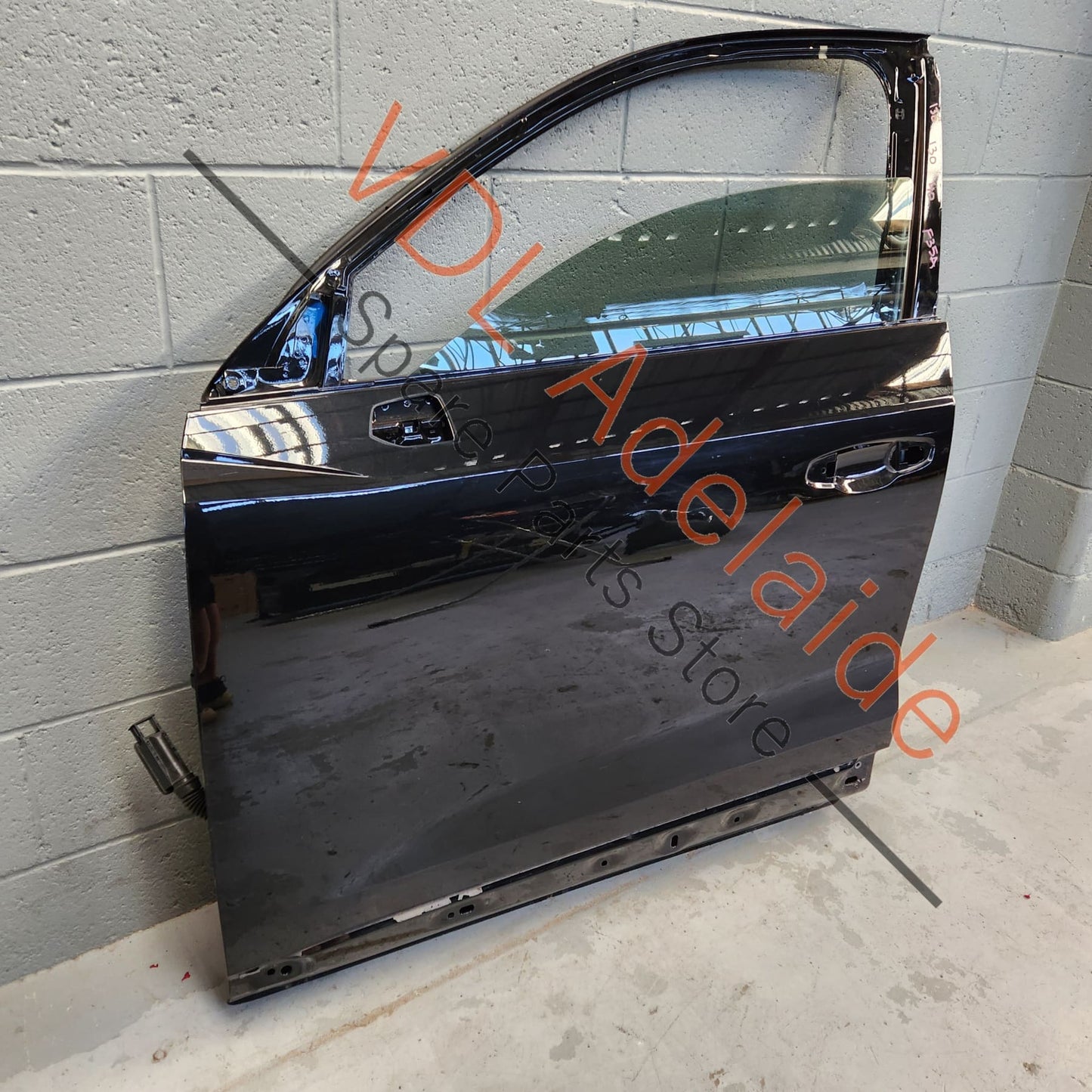83A831051D 83A845201 Audi Q3 RSQ3 Front Left Door Shell Panel
83A831051D 0E0E Mythosschwarz Metallic Glass 83A845201