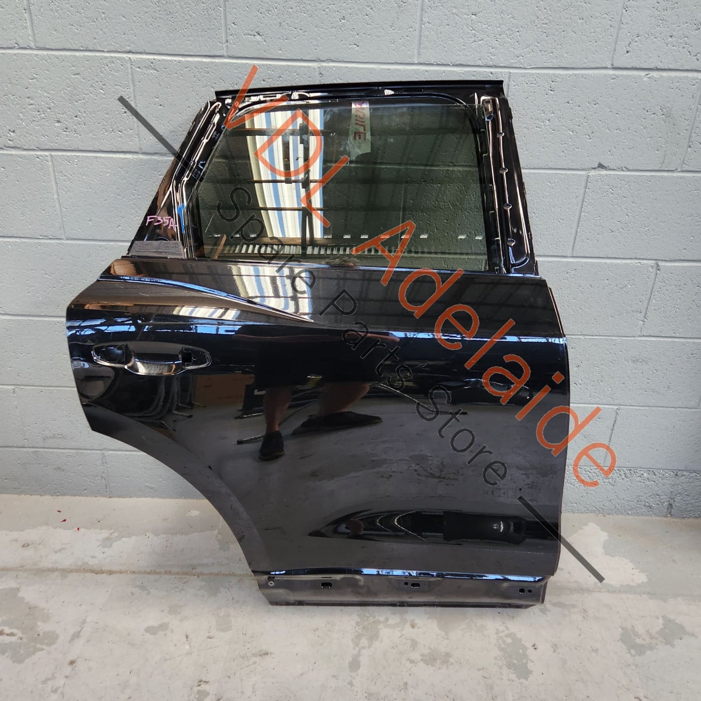 83A833052C 83A845206A Audi Q3 RSQ3 Rear Right Door Shell Panel 83A833052C 0E0E Mythosschwarz Metallic Tinted Glass 83A845206A