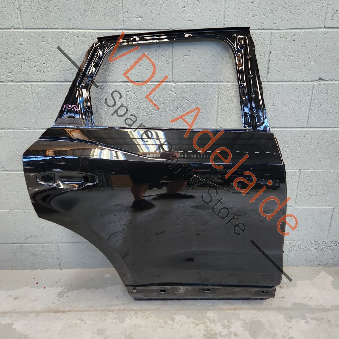 83A833052C 83A845206A Audi Q3 RSQ3 Rear Right Door Shell Panel 83A833052C 0E0E Mythosschwarz Metallic Tinted Glass 83A845206A