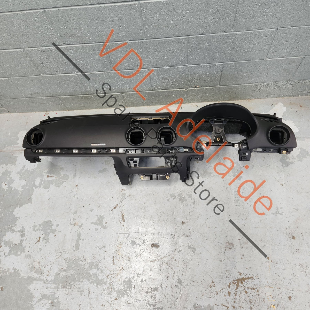 83C857001A24A, 83A880204D, , , Audi A3 S3 RS3 RHD Dashboard Dash & Passenger Airbag Kit