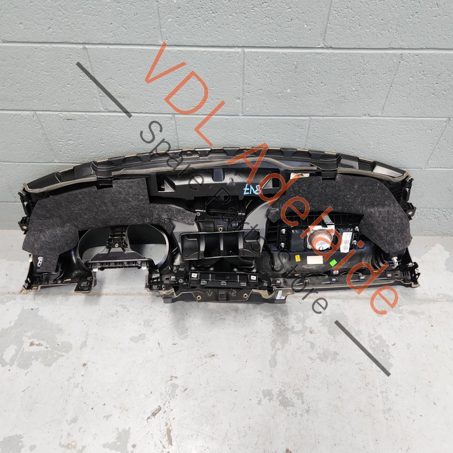 83C857001A24A, 83A880204D, , , Audi A3 S3 RS3 RHD Dashboard Dash & Passenger Airbag Kit