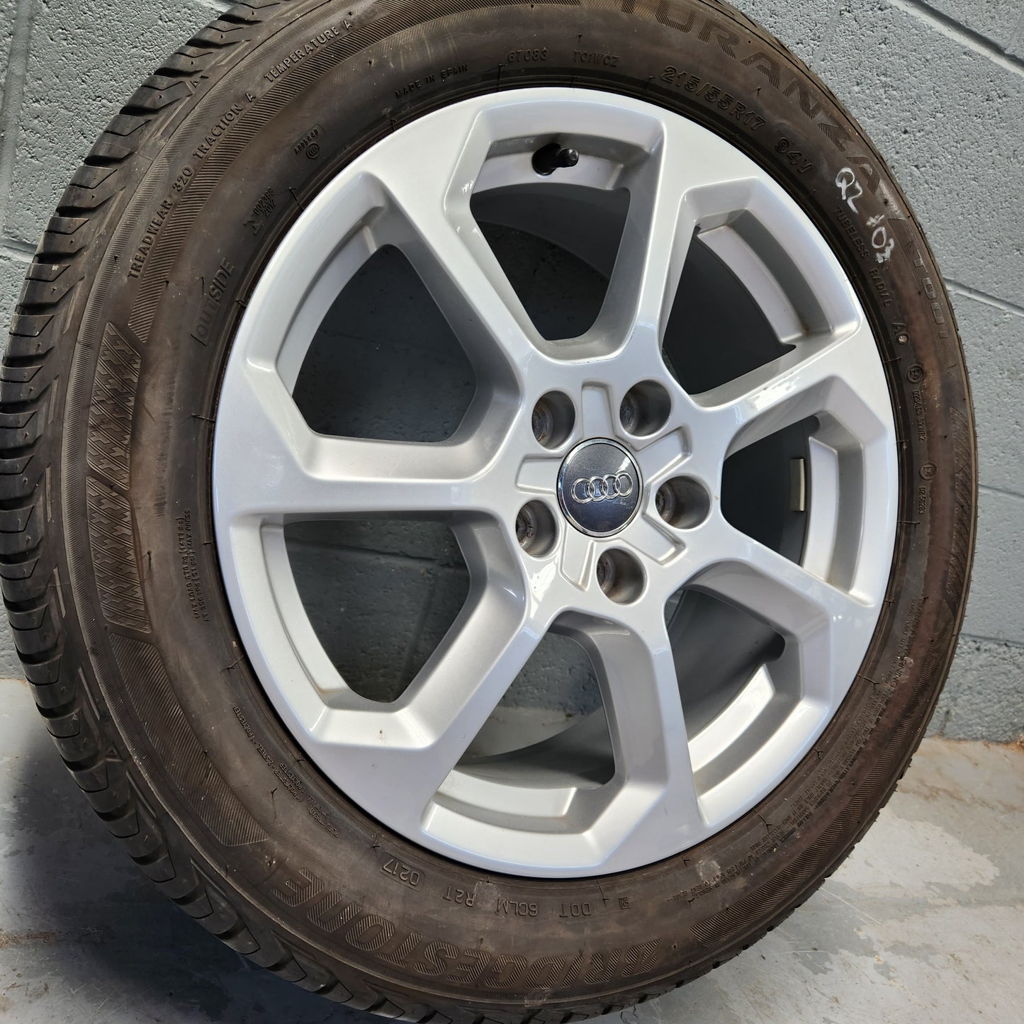 81A601025D 1x Genuine Audi Q2 Alloy Wheels 17 x 7J ET45 5x112 81A601025D #03