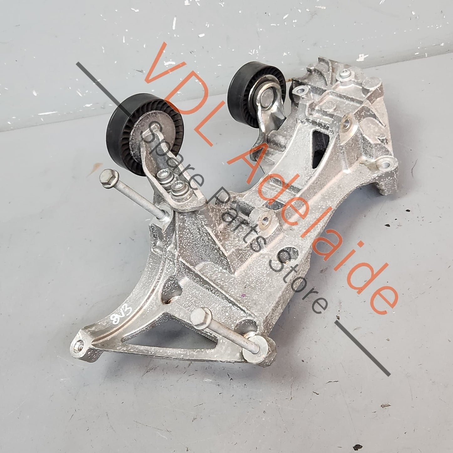 07K 903 141 D 07K145172B 07K903143F Audi RS3 CZGB Alloy Bracket for Alternator & AC Compressor 07K903141D 07K903143F
