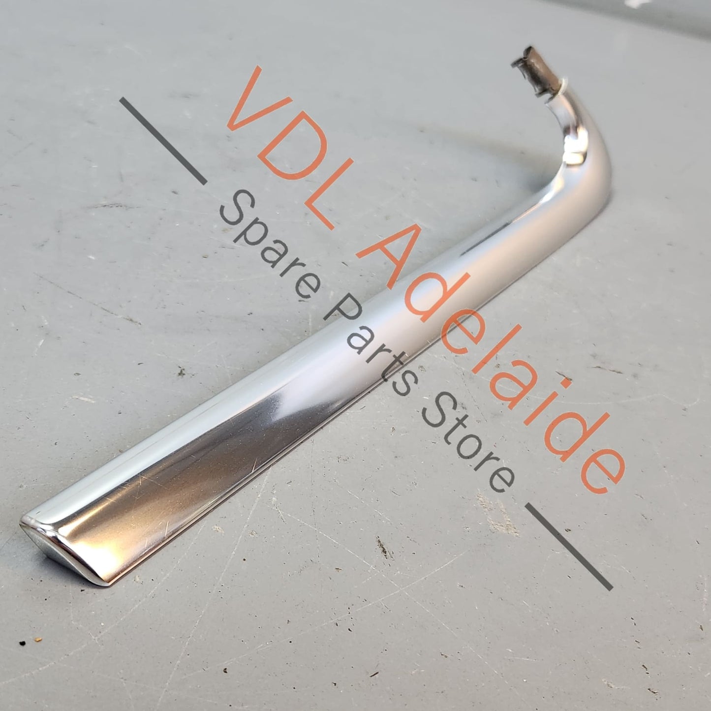 8K5853345C2ZZ Audi A4 B8 Sedan Rear Left Quarter Glass Chrome Trim Strip 8K5853345C 2ZZ