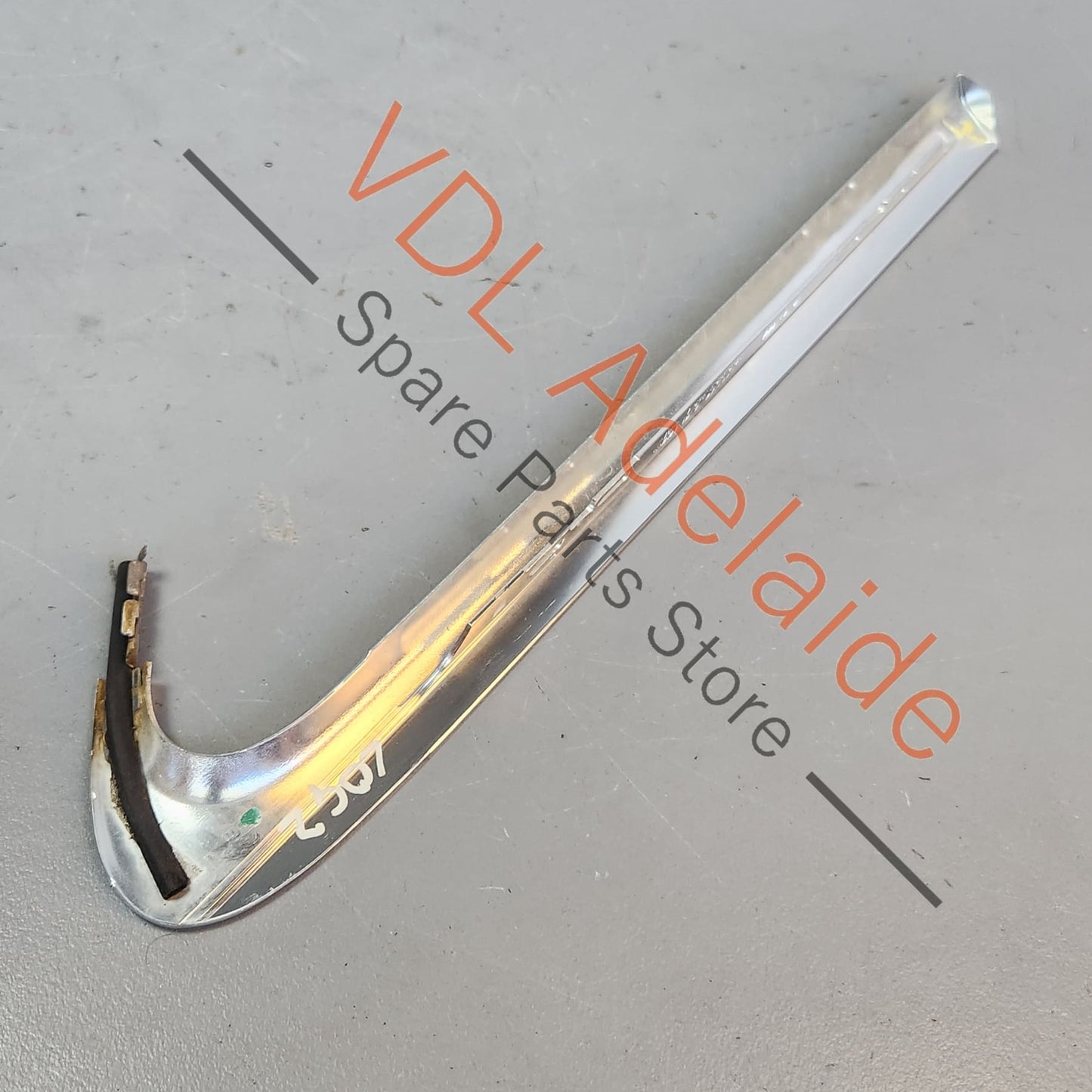 8K5853345C2ZZ Audi A4 B8 Sedan Rear Left Quarter Glass Chrome Trim Strip 8K5853345C 2ZZ
