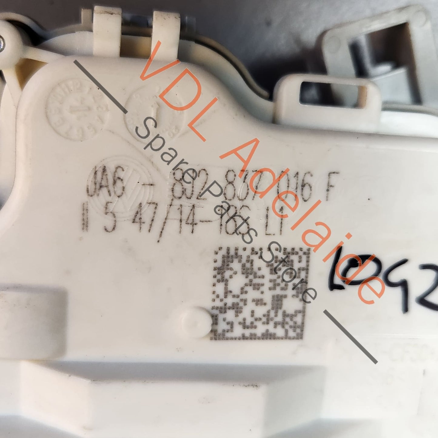 8J2837016F Audi Right Front Door Drivers Side Lock Mechanism 8J2837016F