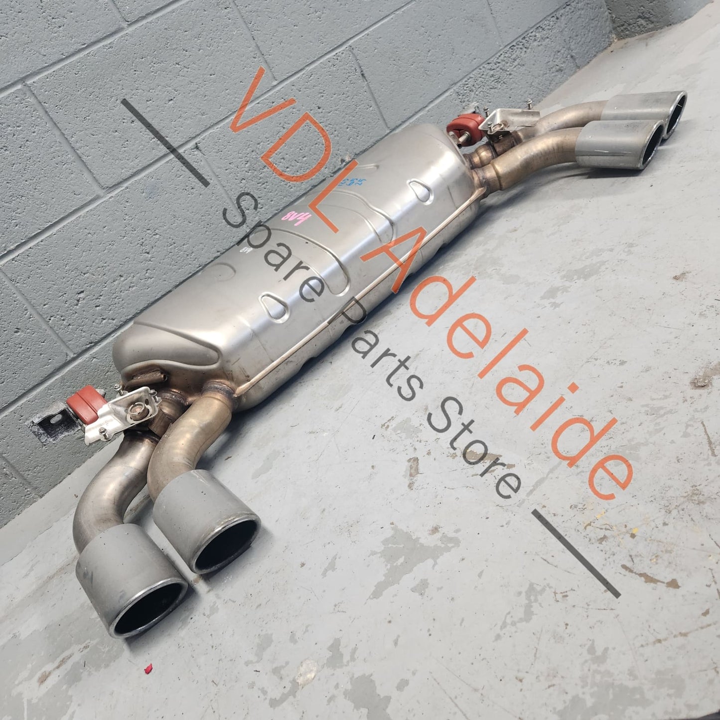 8V4253609AK Audi S3 8V Exhaust Stock Standard Rear Silencer Muffler Box with Quad exhaust Outlets 8V4253609AK